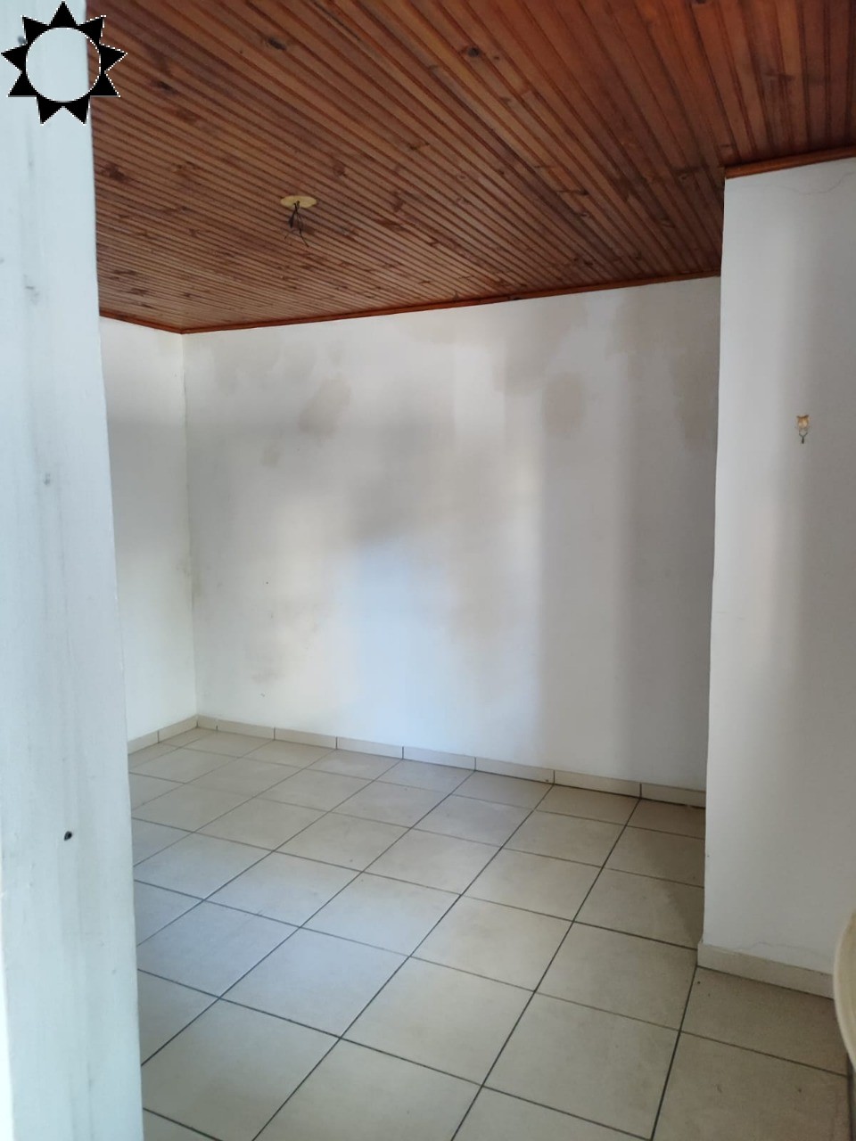 Casa à venda com 1 quarto, 248m² - Foto 9