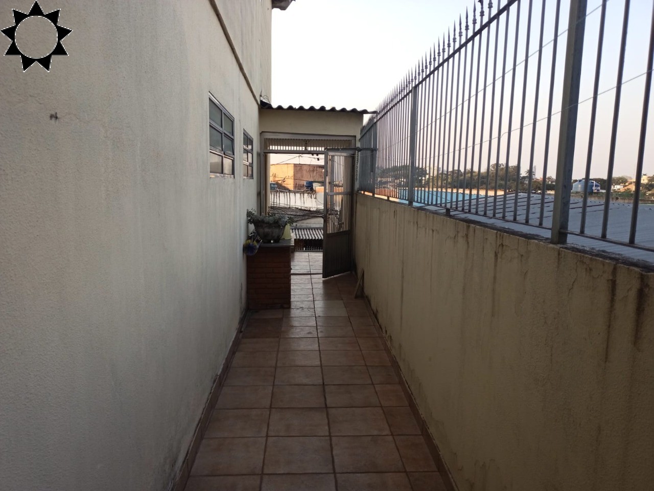 Casa à venda e aluguel com 3 quartos, 170m² - Foto 11