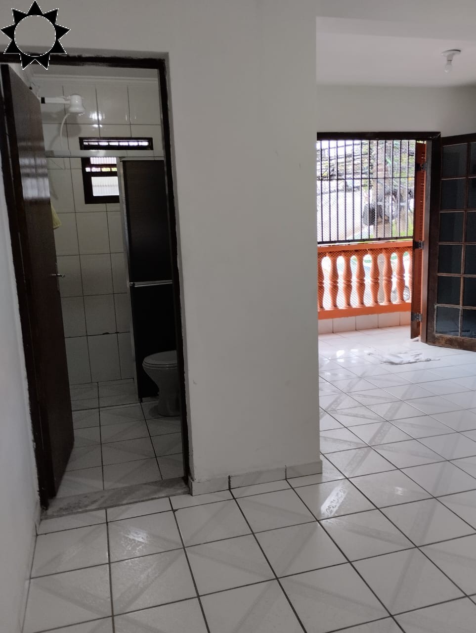 Casa para alugar com 4 quartos, 200m² - Foto 12