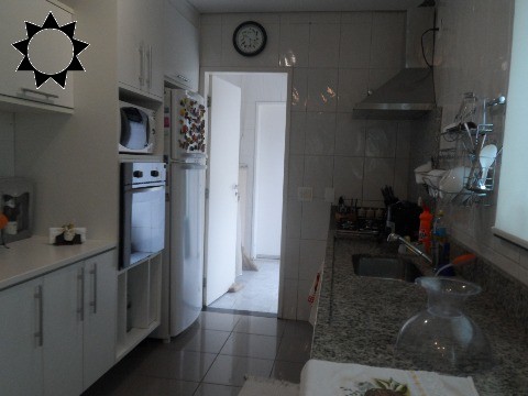 Casa à venda com 3 quartos, 400m² - Foto 17