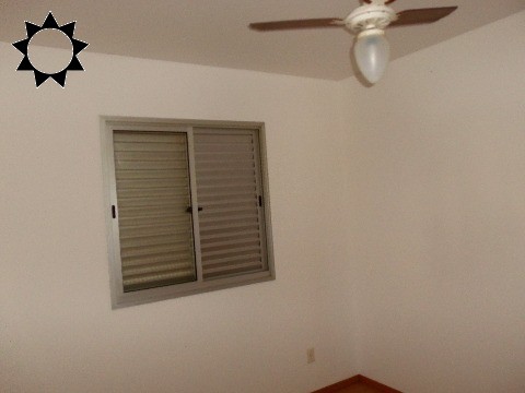 Apartamento à venda com 2 quartos, 55m² - Foto 11