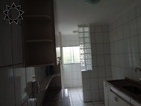 Apartamento à venda com 2 quartos, 58m² - Foto 3