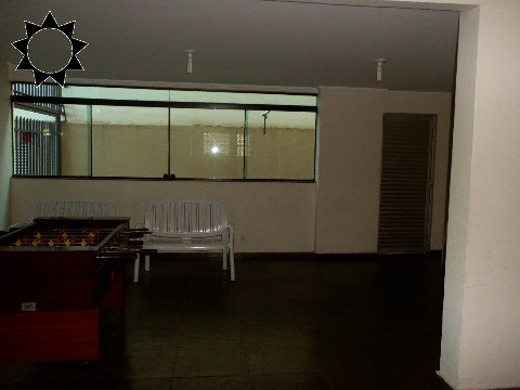 Apartamento à venda com 2 quartos, 68m² - Foto 4