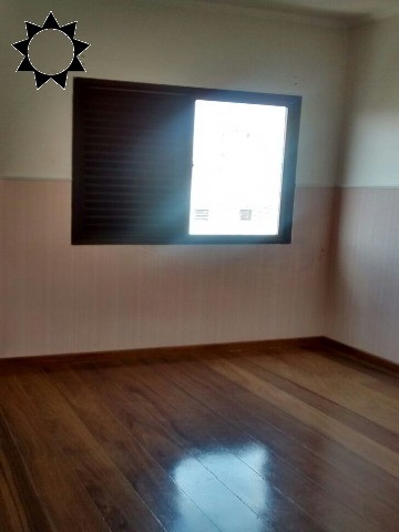 Apartamento à venda com 3 quartos, 120m² - Foto 27