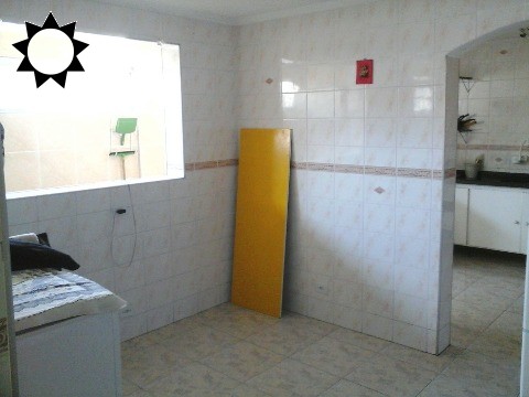 Casa à venda com 3 quartos, 250m² - Foto 3