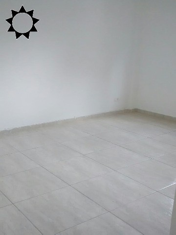 Casa para alugar com 1 quarto, 30m² - Foto 5