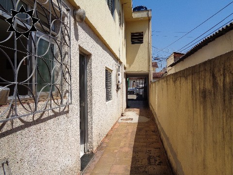 Casa à venda com 2 quartos, 240m² - Foto 22