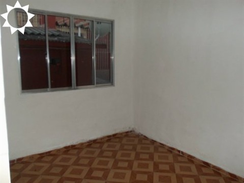 Casa à venda com 2 quartos, 140m² - Foto 2