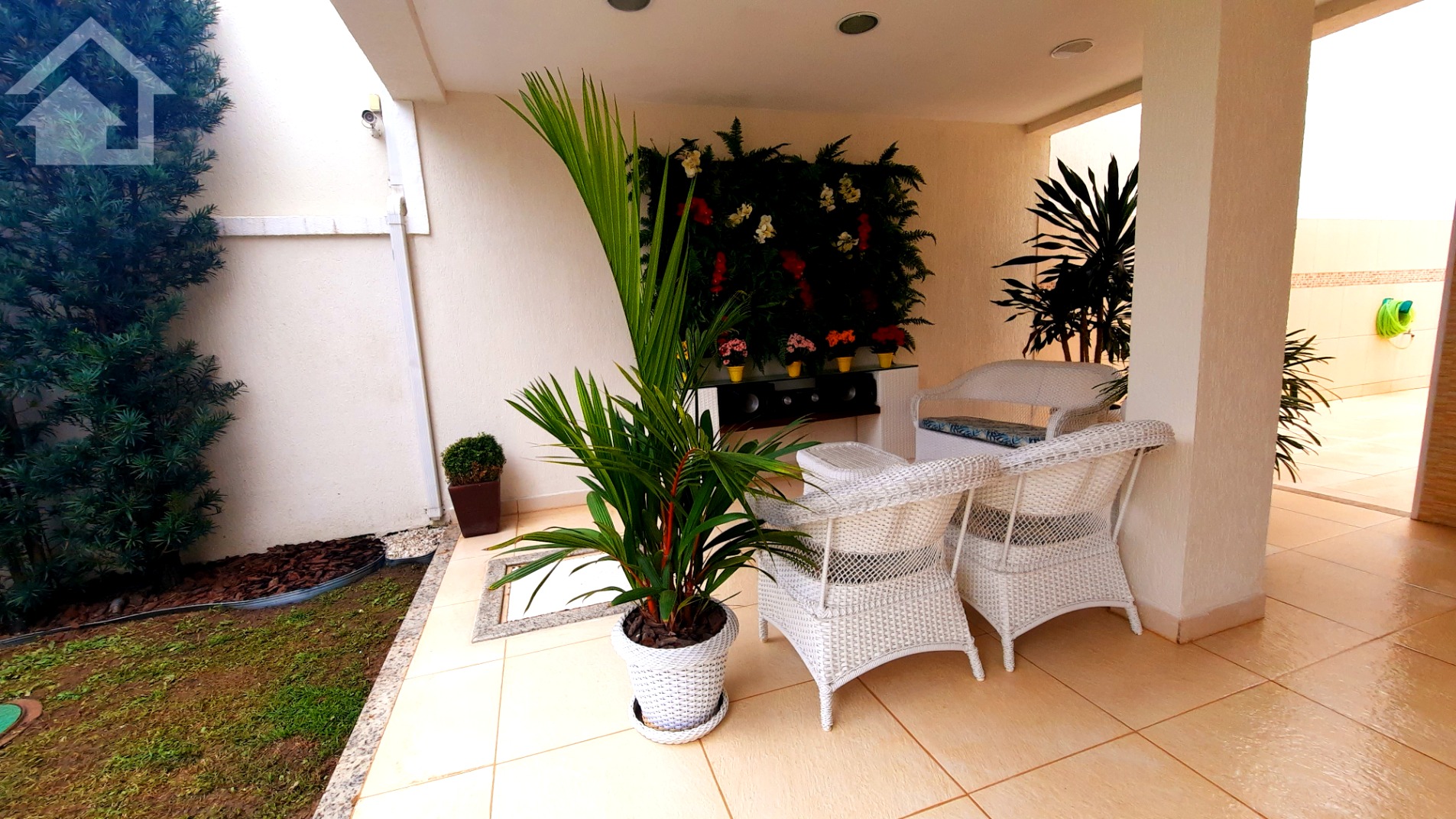 Casa à venda com 4 quartos, 360m² - Foto 3