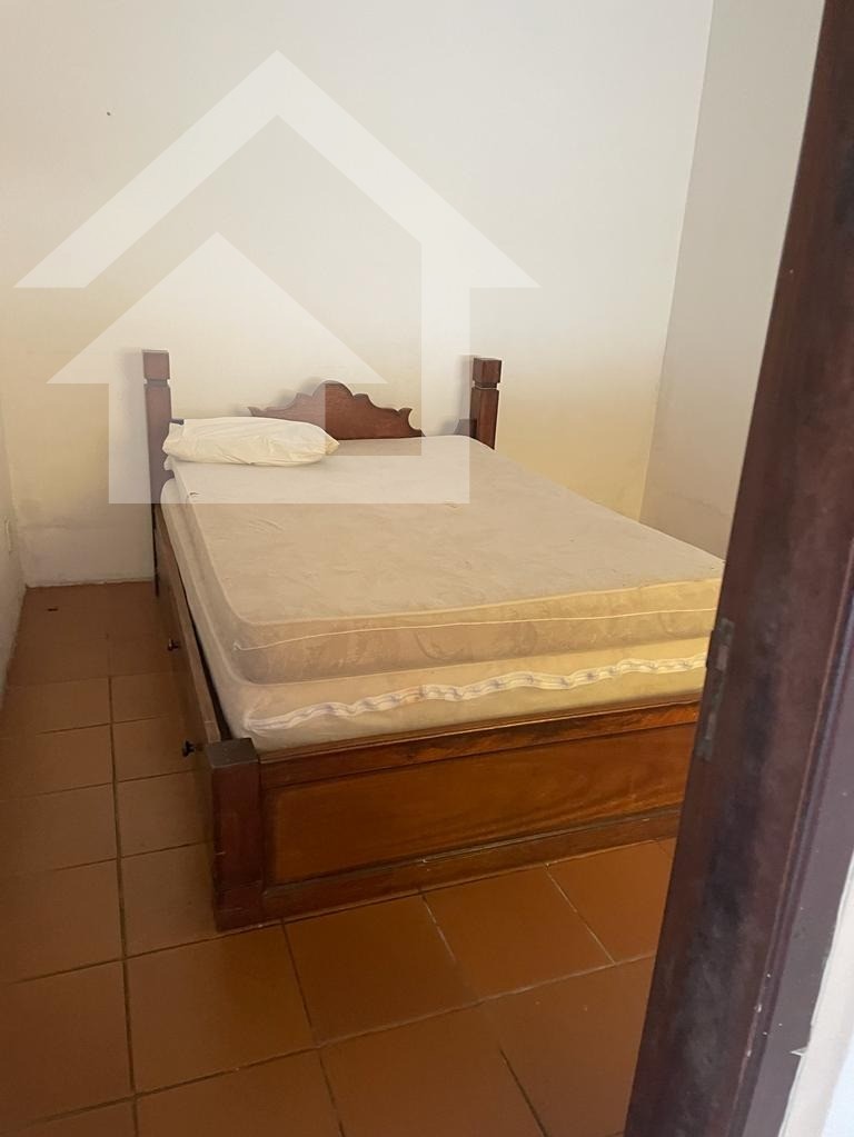 Casa à venda com 1 quarto, 47m² - Foto 2