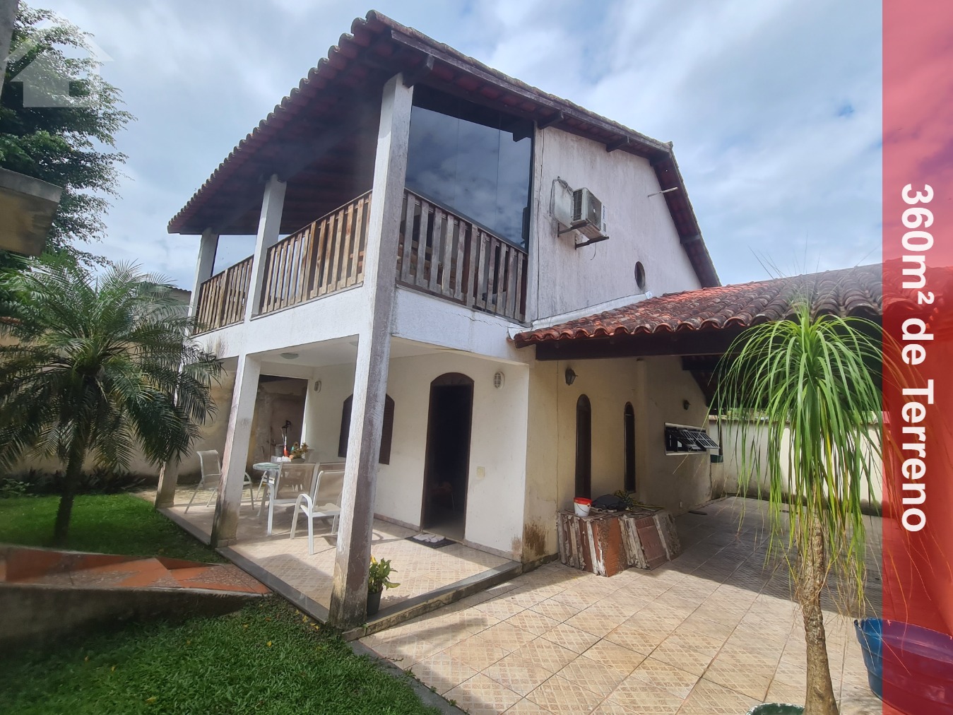 Casa à venda com 3 quartos, 360m² - Foto 1