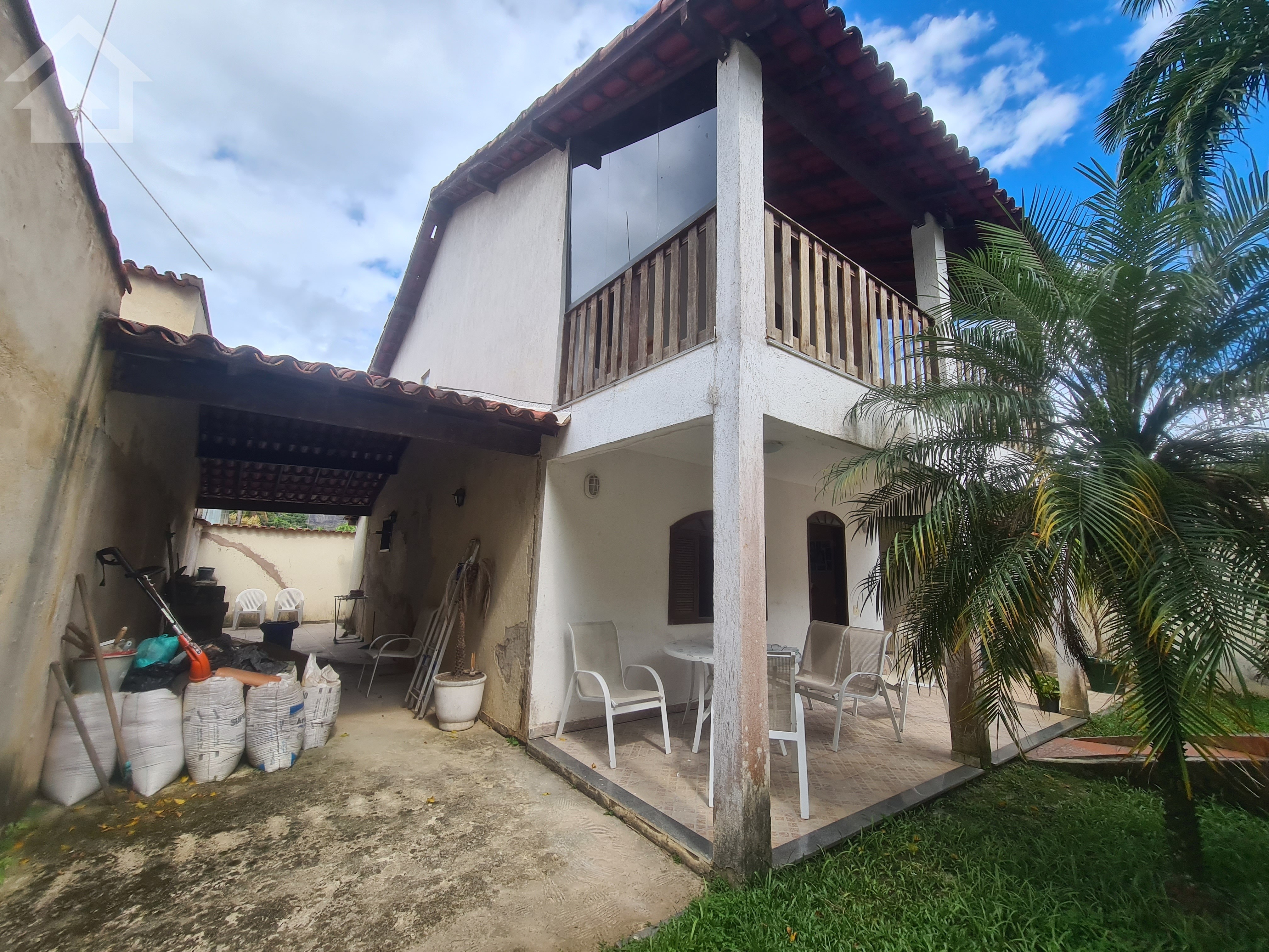 Casa à venda com 3 quartos, 360m² - Foto 2