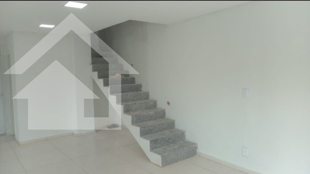 Casa à venda com 3 quartos, 156m² - Foto 7