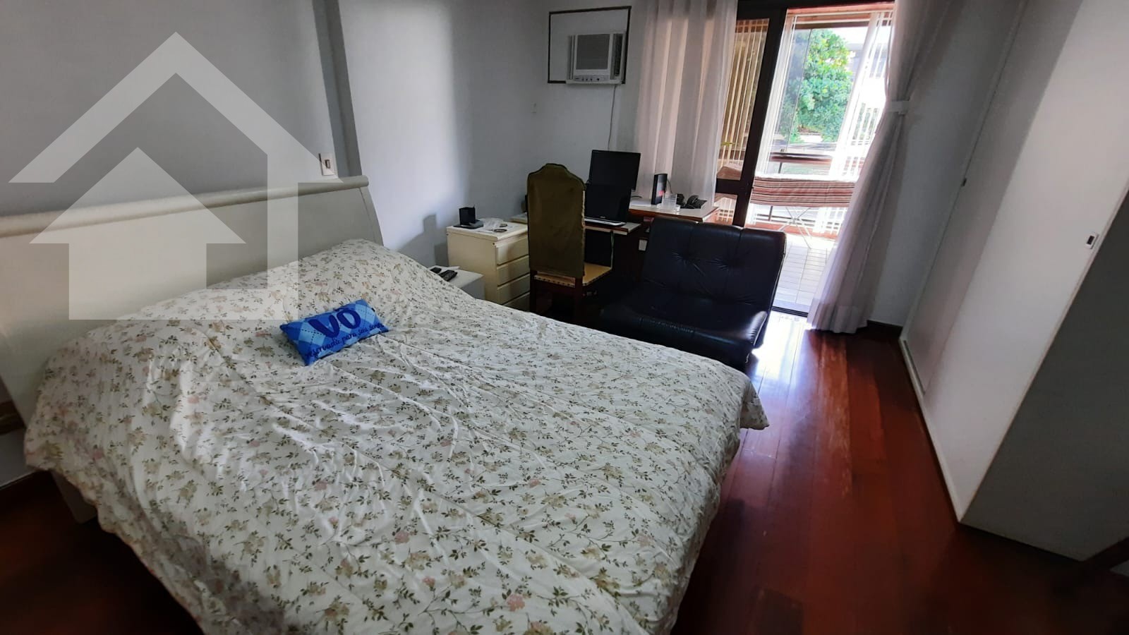 Apartamento à venda com 3 quartos, 183m² - Foto 35