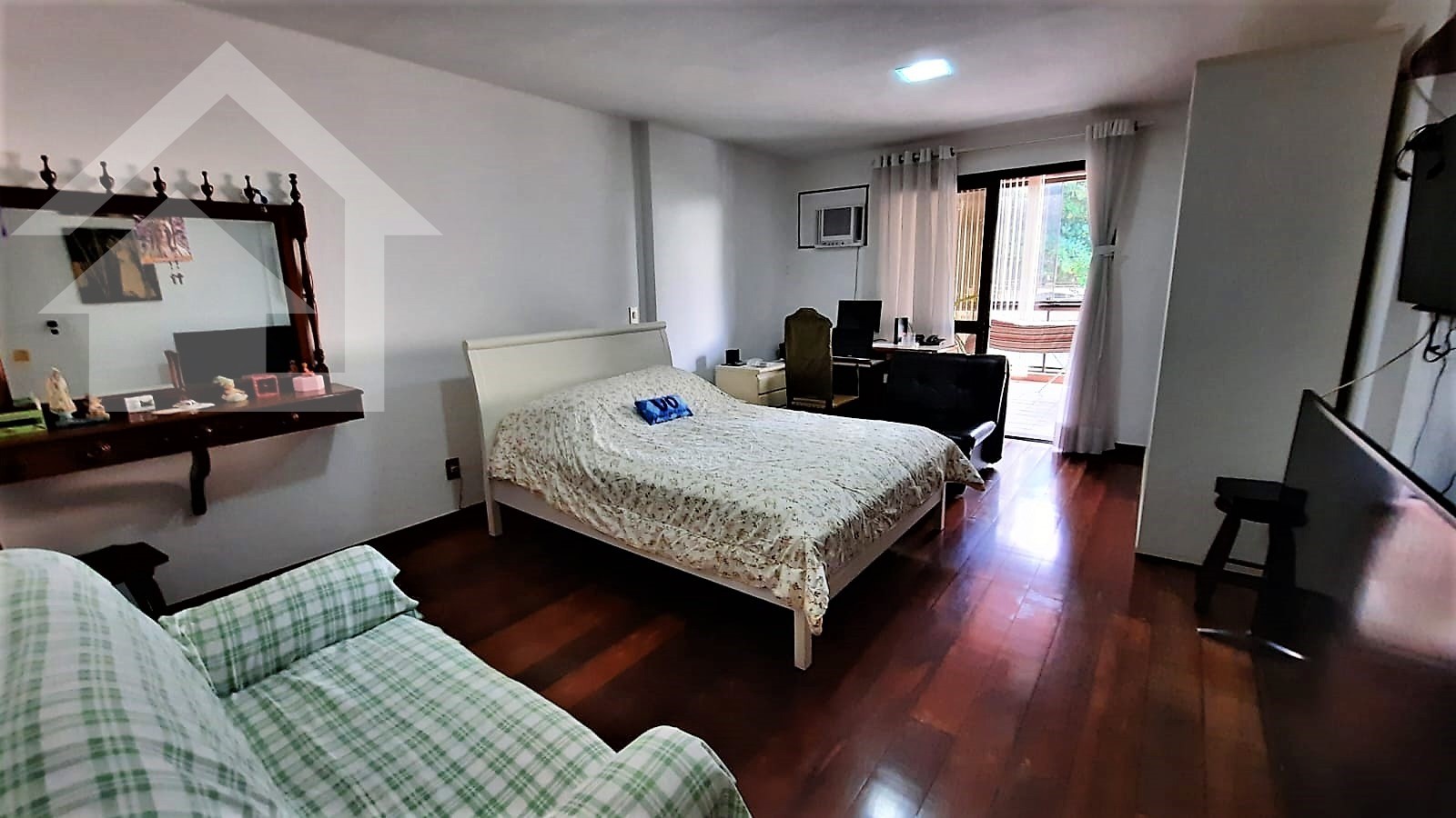 Apartamento à venda com 3 quartos, 183m² - Foto 29