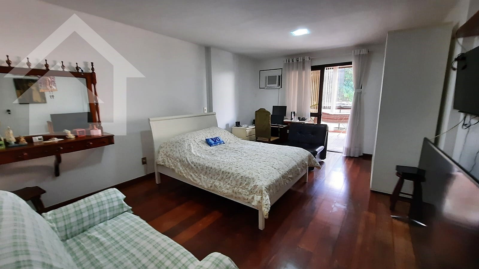 Apartamento à venda com 3 quartos, 183m² - Foto 32