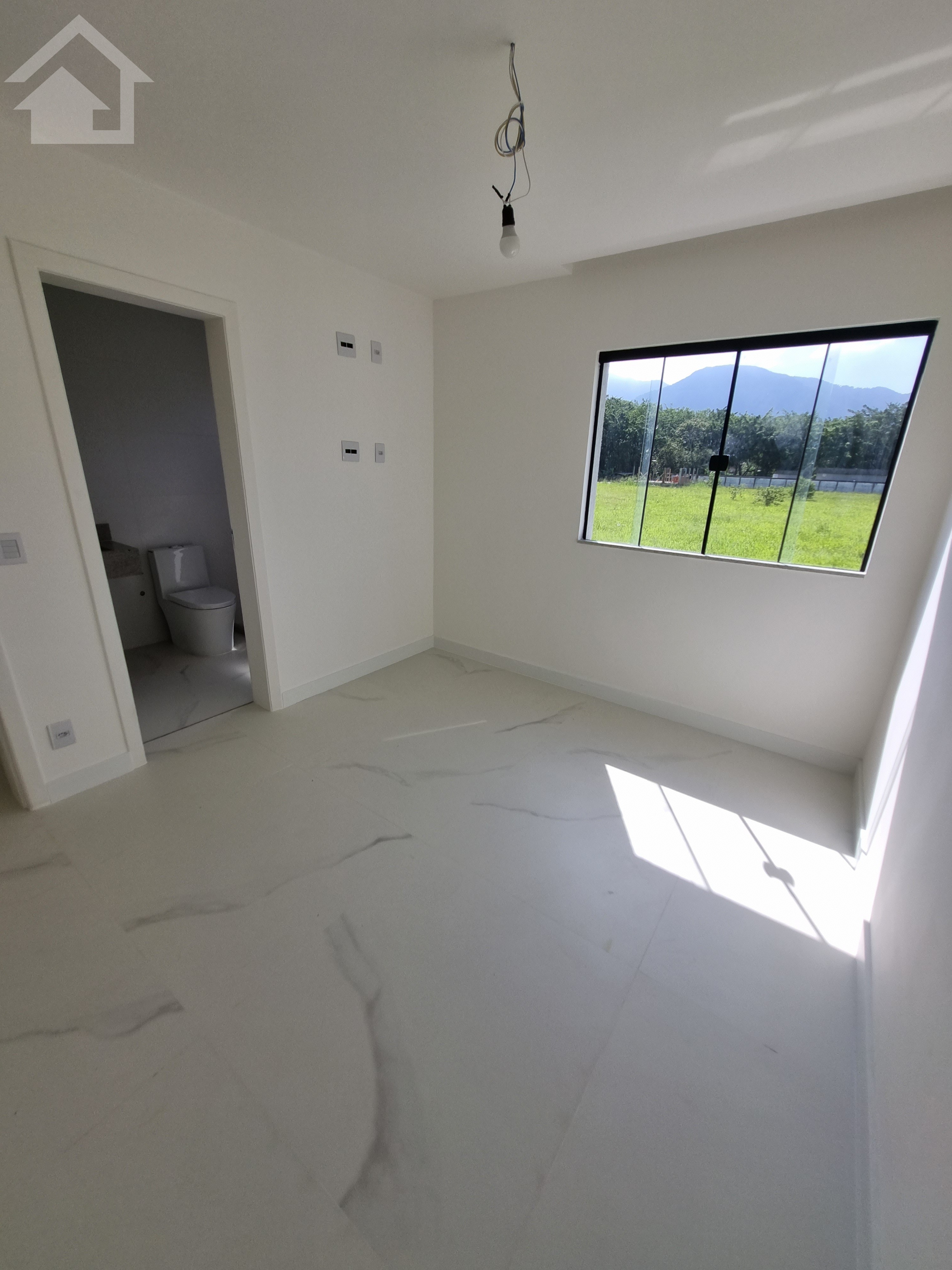 Casa à venda com 4 quartos, 190m² - Foto 27