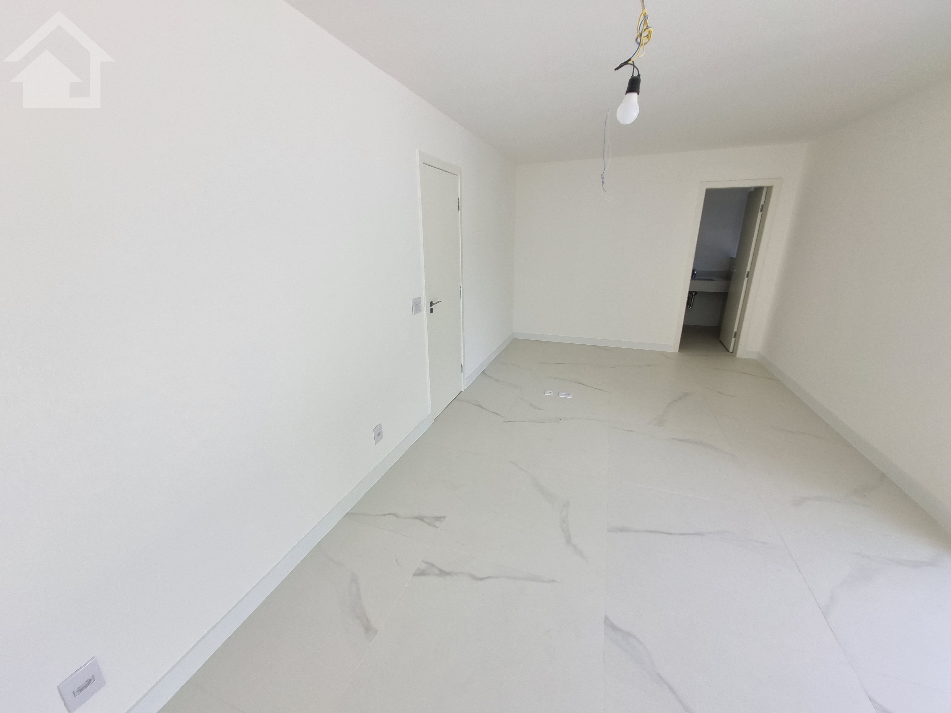 Casa à venda com 4 quartos, 190m² - Foto 10