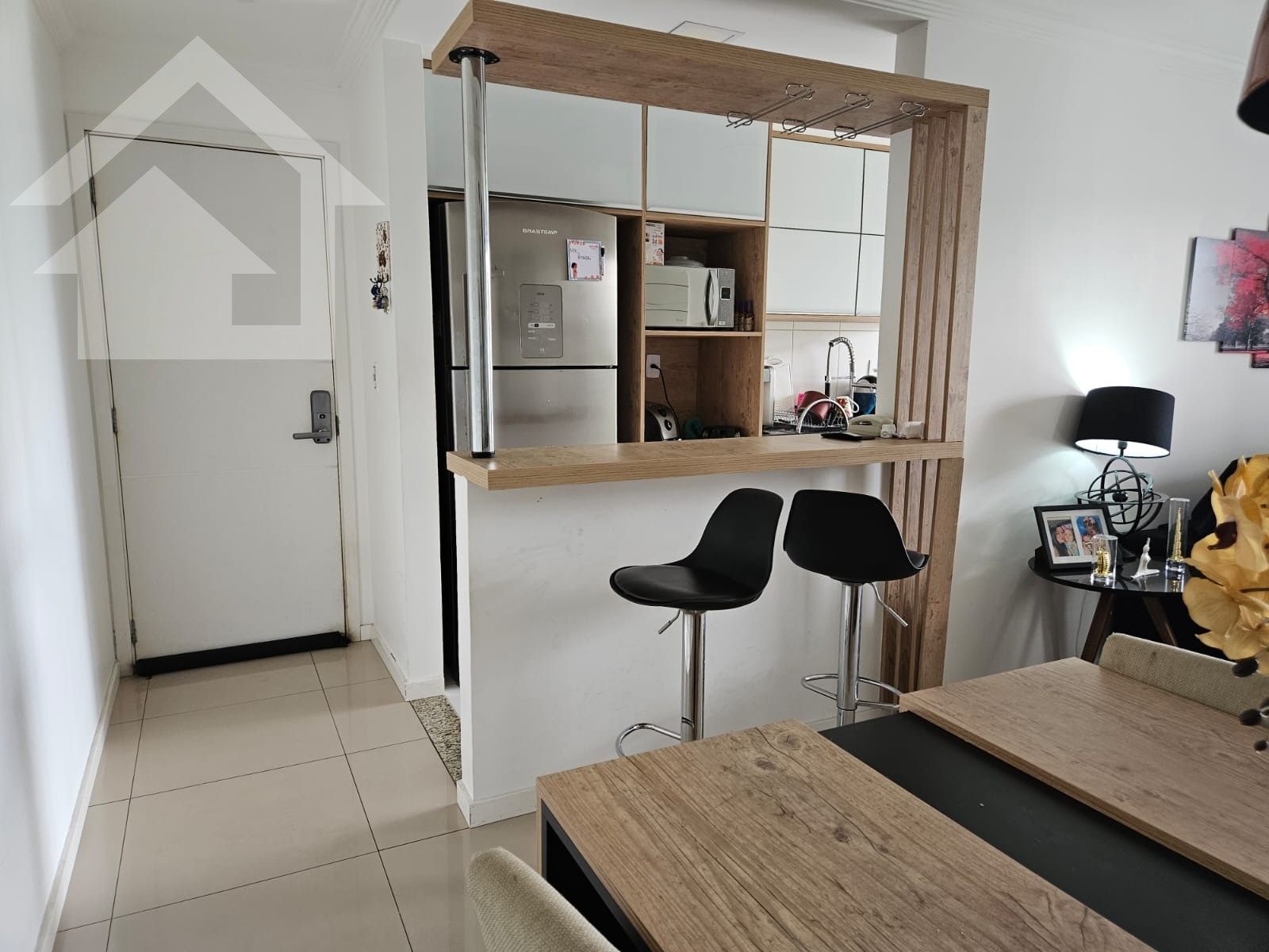 Apartamento à venda com 3 quartos, 98m² - Foto 3