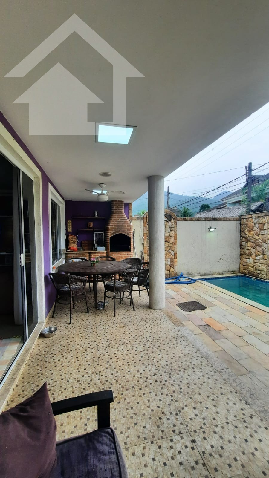 Casa à venda e aluguel com 5 quartos, 222m² - Foto 12