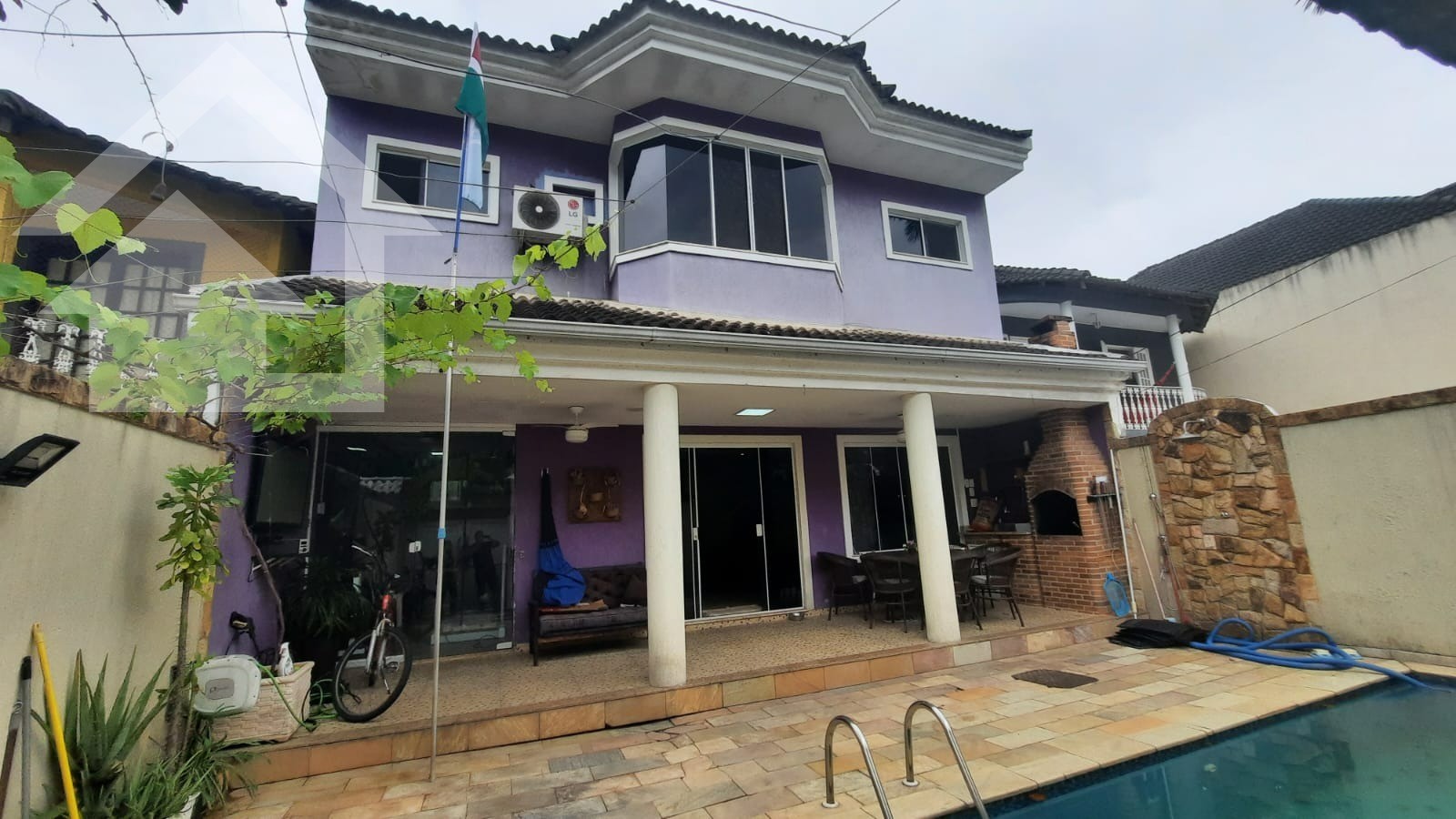 Casa à venda e aluguel com 5 quartos, 222m² - Foto 13