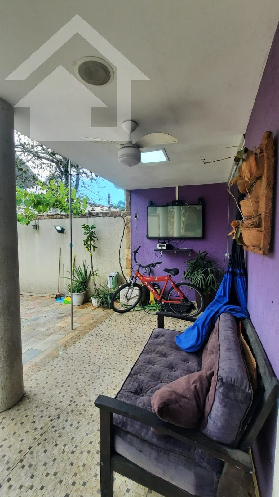 Casa à venda e aluguel com 5 quartos, 222m² - Foto 10