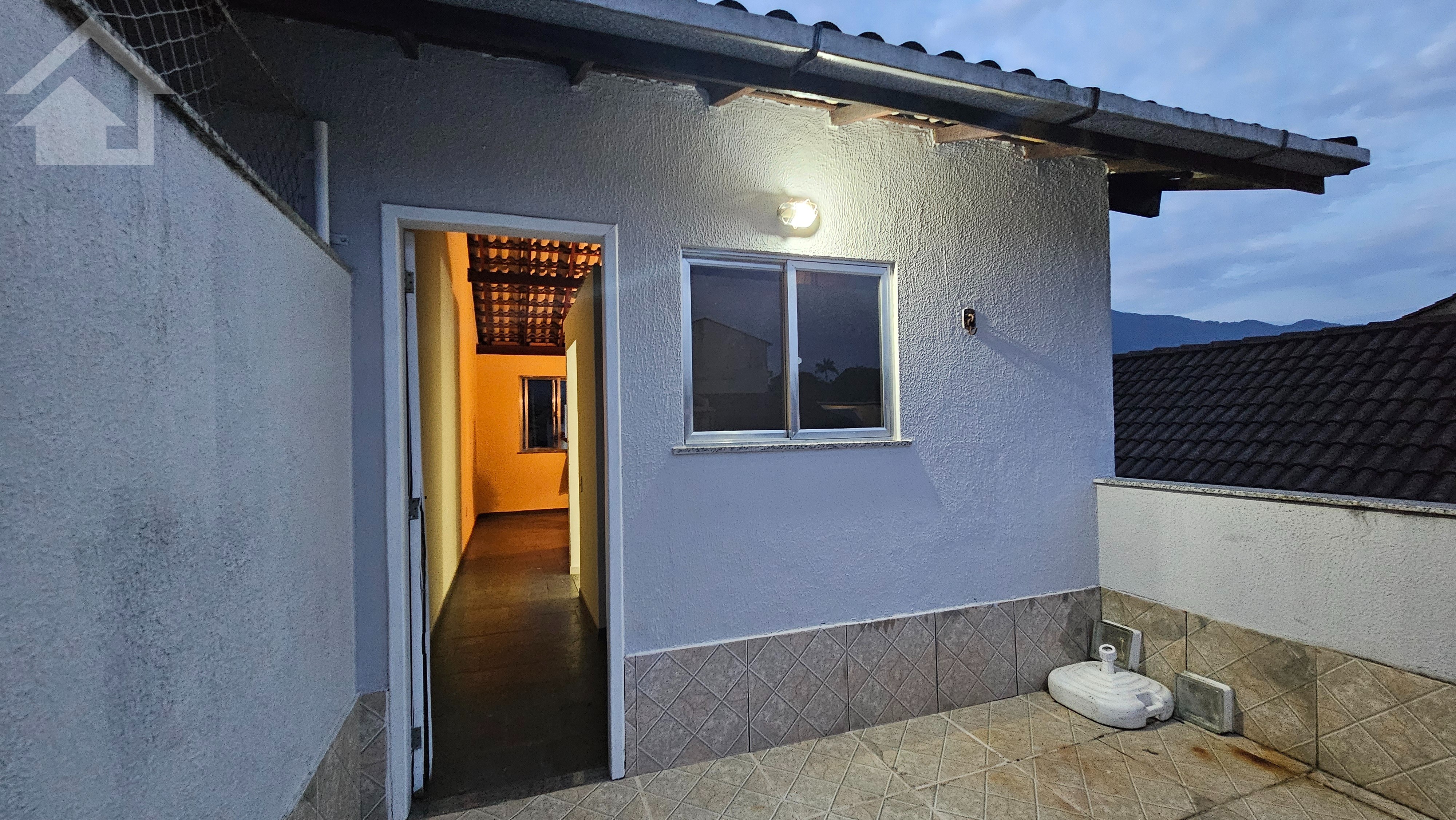 Casa à venda e aluguel com 2 quartos, 150m² - Foto 22