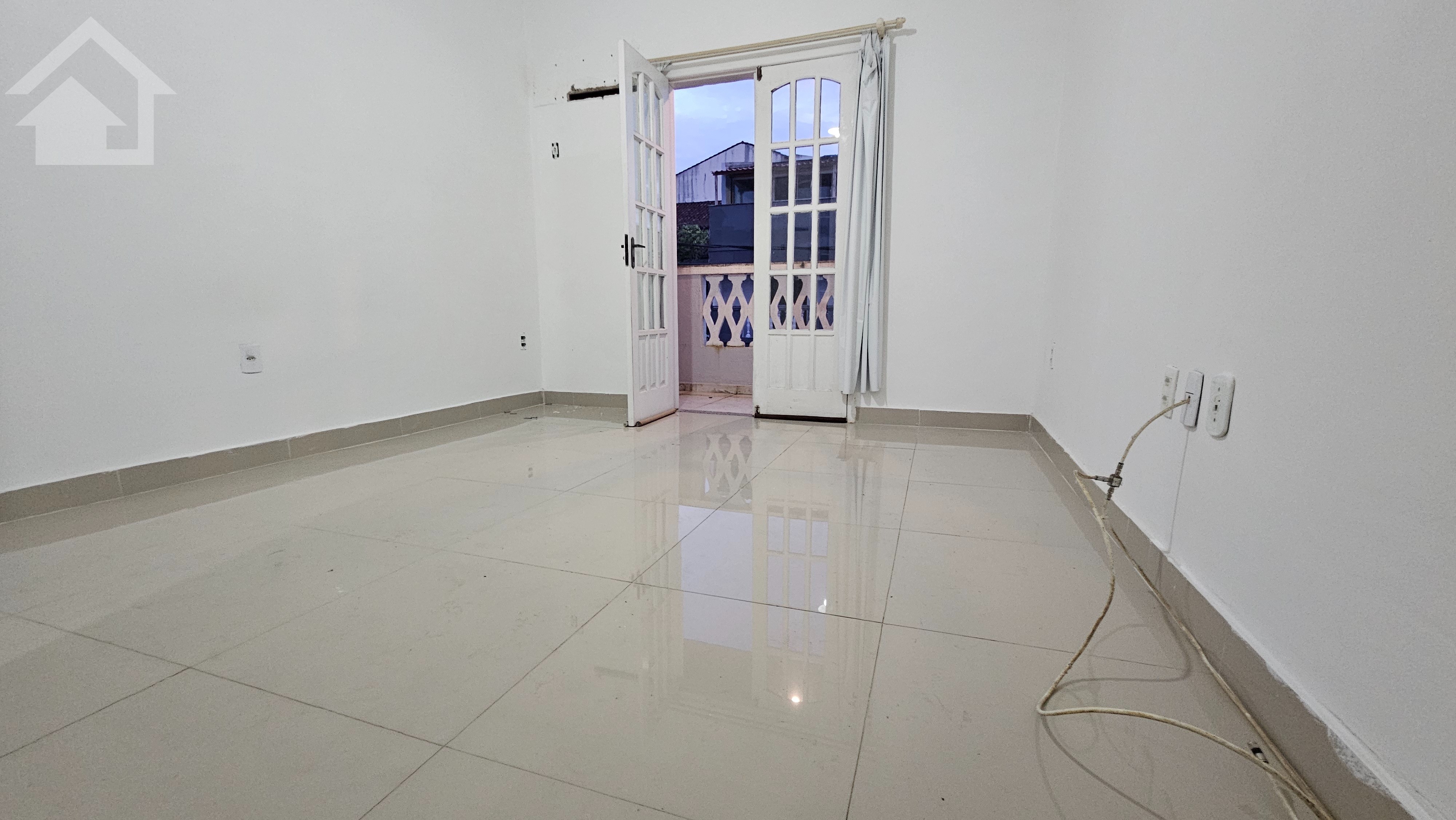 Casa à venda e aluguel com 2 quartos, 150m² - Foto 16