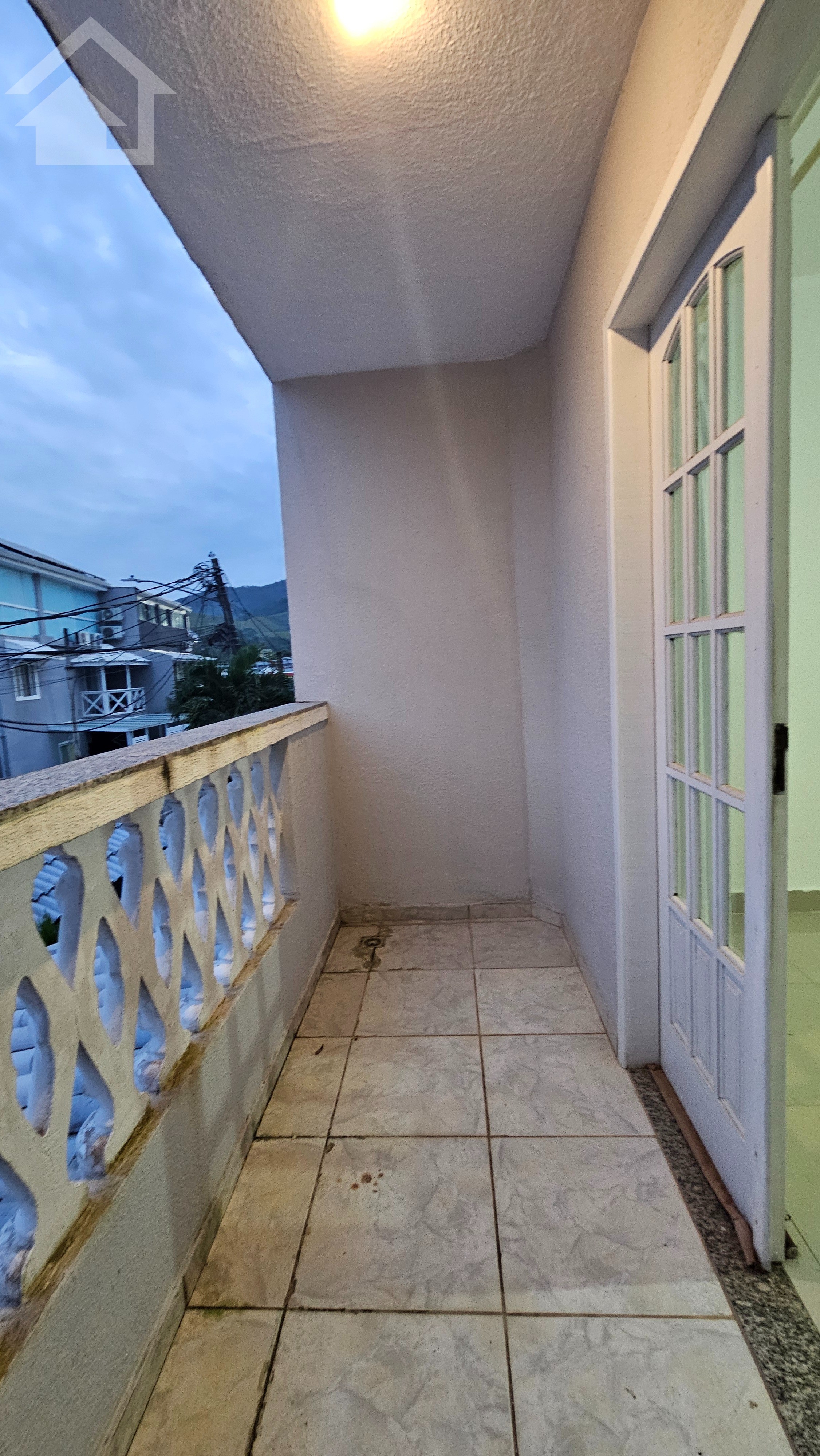 Casa à venda e aluguel com 2 quartos, 150m² - Foto 17