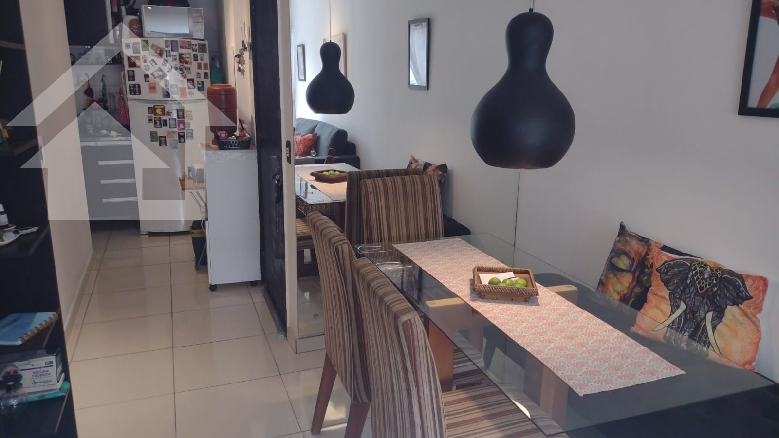 Apartamento à venda com 2 quartos, 70m² - Foto 7