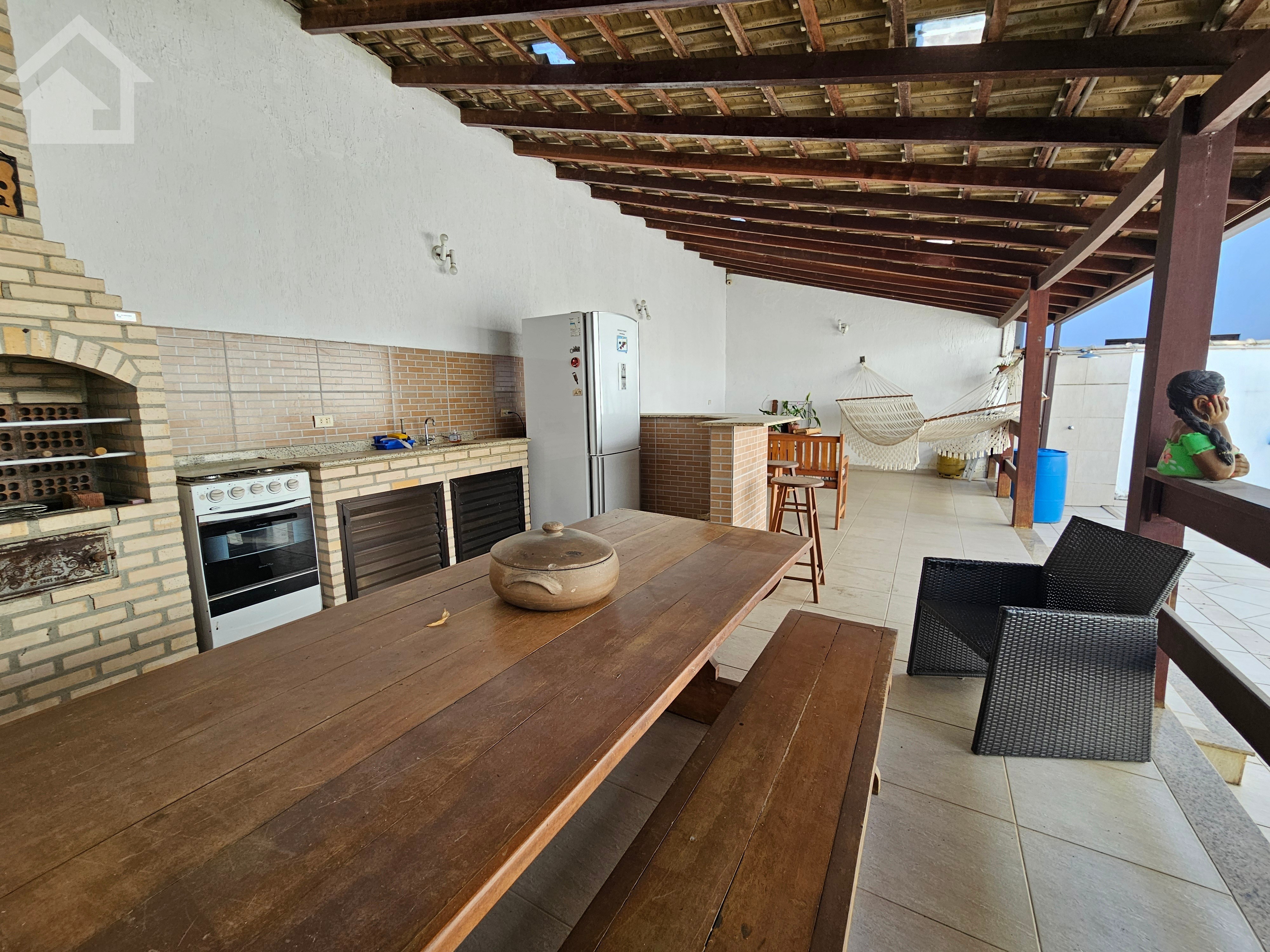 Casa à venda com 3 quartos, 300m² - Foto 14