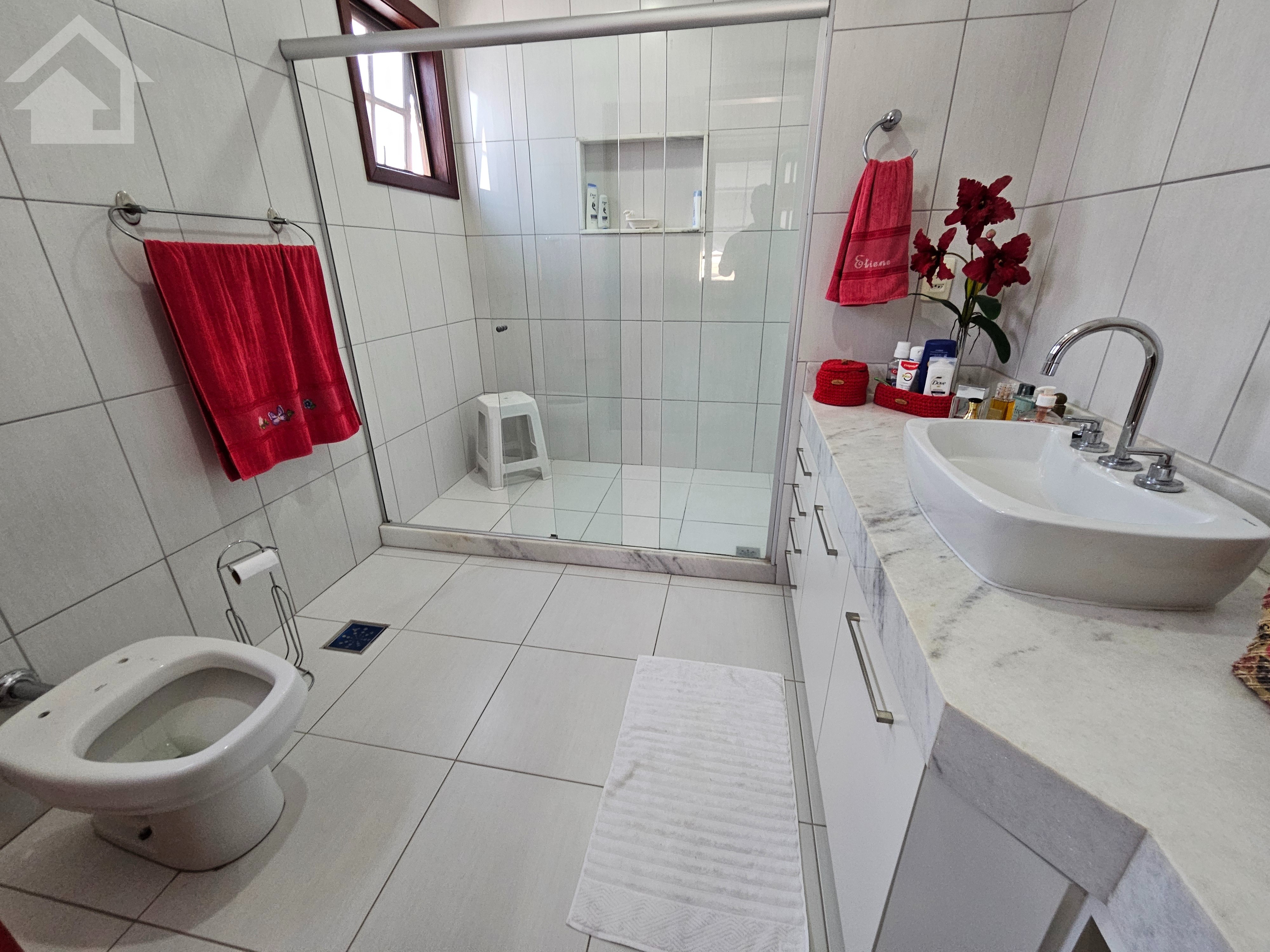 Casa à venda com 3 quartos, 300m² - Foto 42