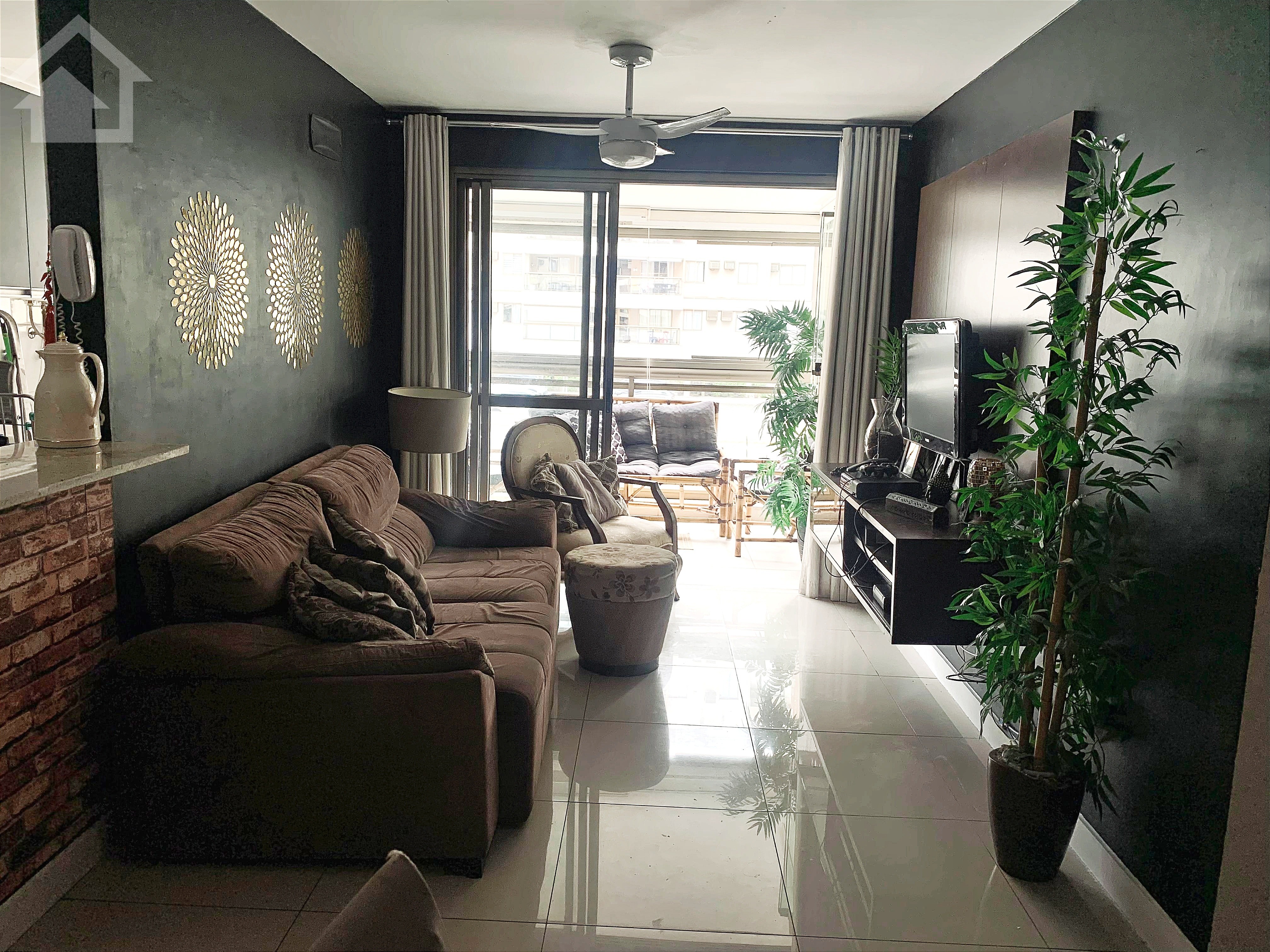 Apartamento à venda com 3 quartos, 82m² - Foto 1