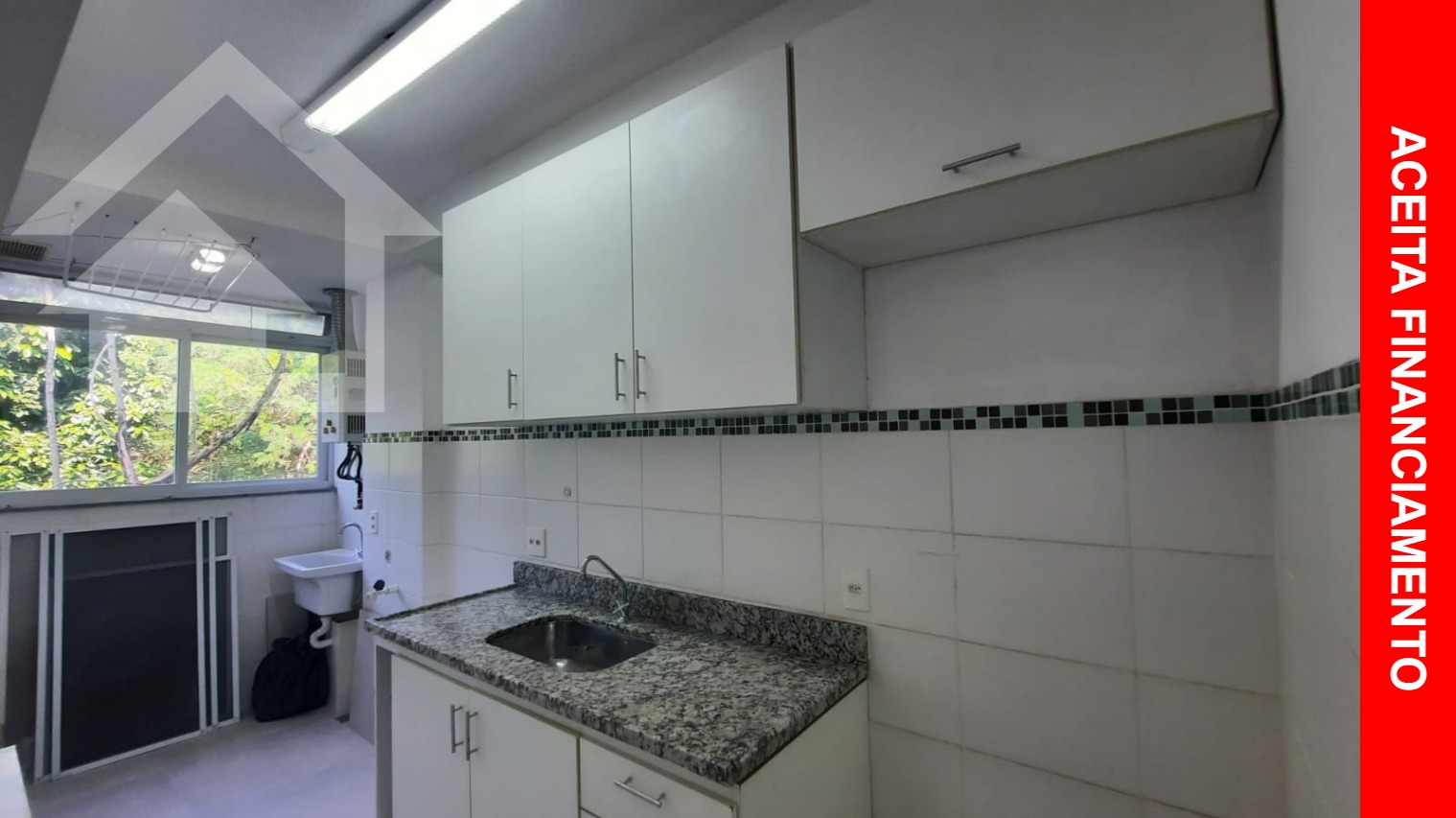 Apartamento à venda com 2 quartos, 44m² - Foto 2