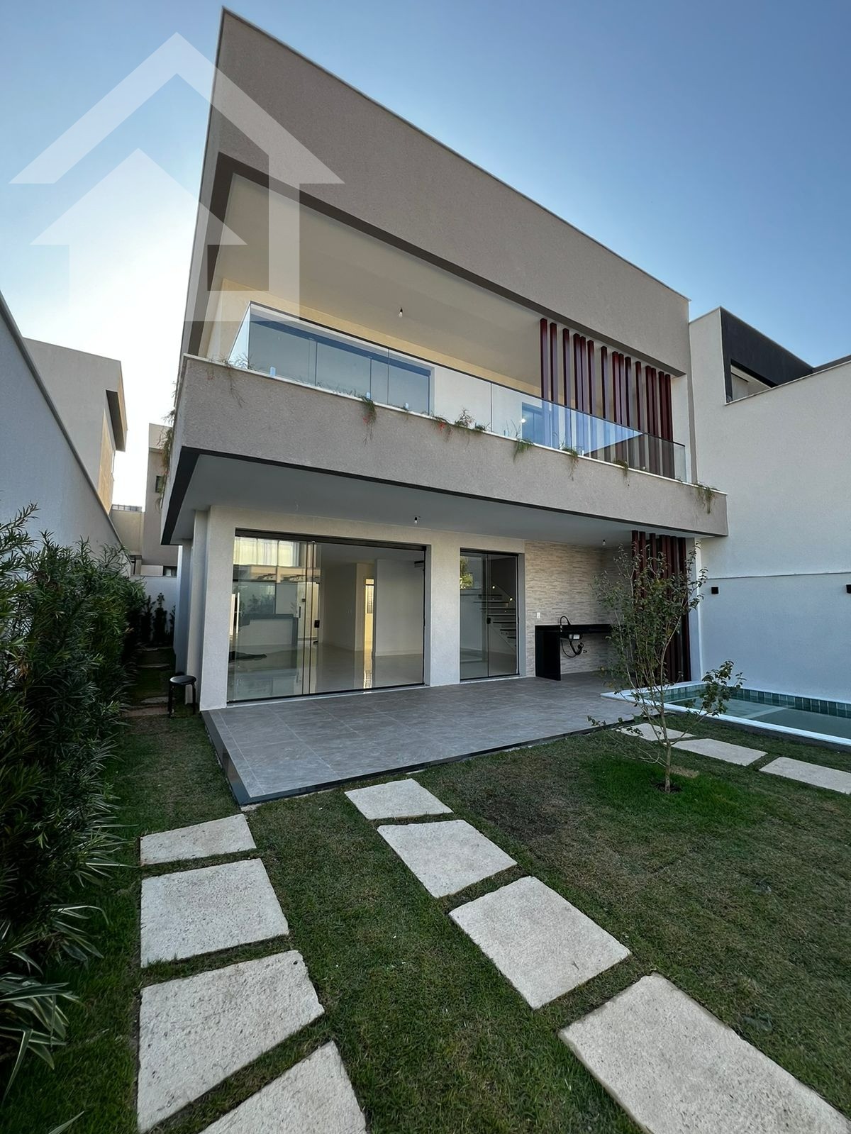 Casa à venda com 4 quartos, 247m² - Foto 8