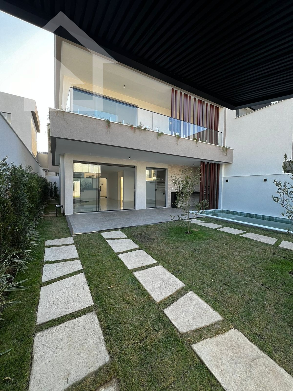 Casa à venda com 4 quartos, 247m² - Foto 22