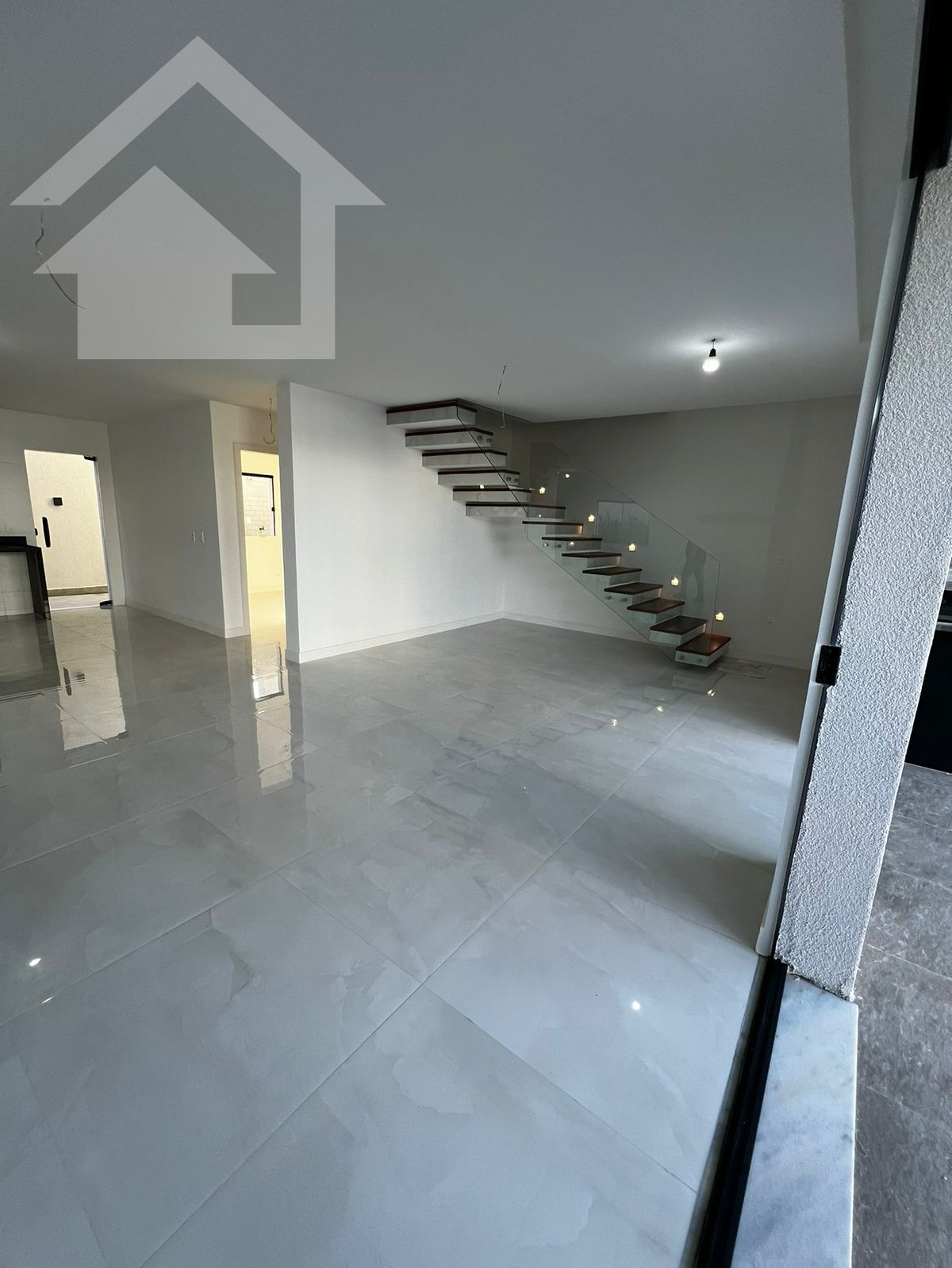 Casa à venda com 4 quartos, 247m² - Foto 12