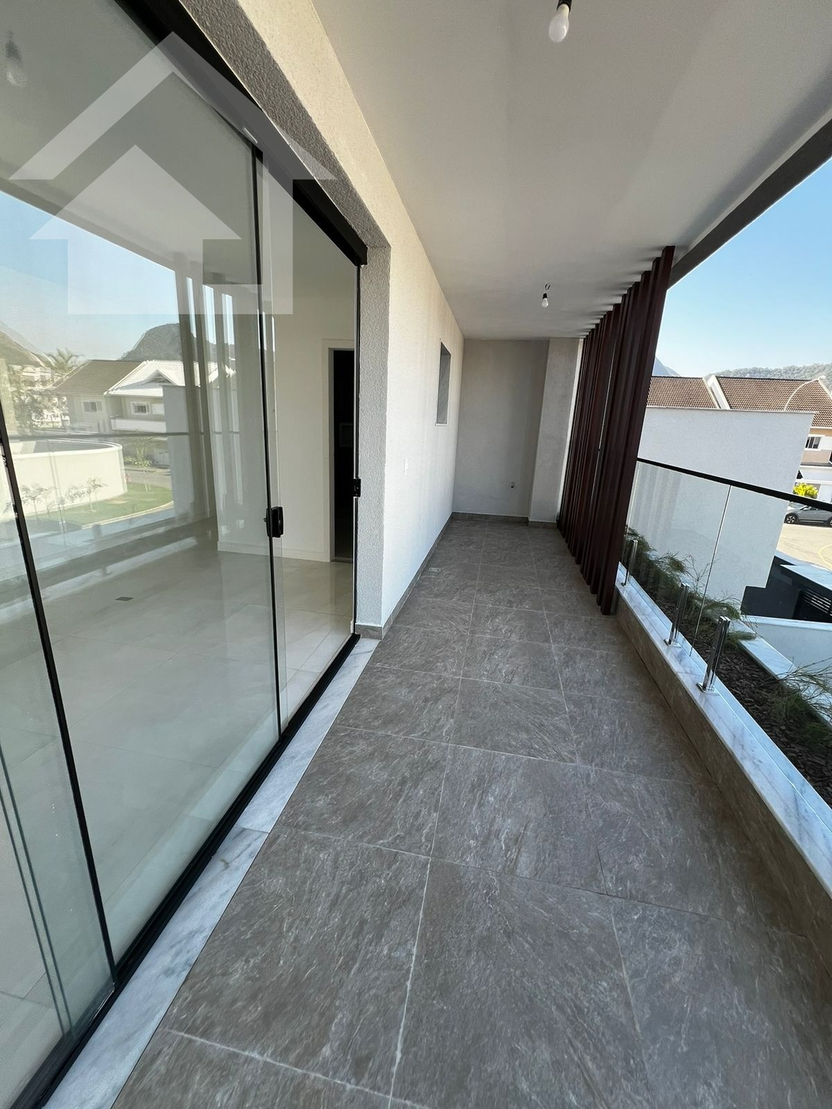 Casa à venda com 4 quartos, 247m² - Foto 32