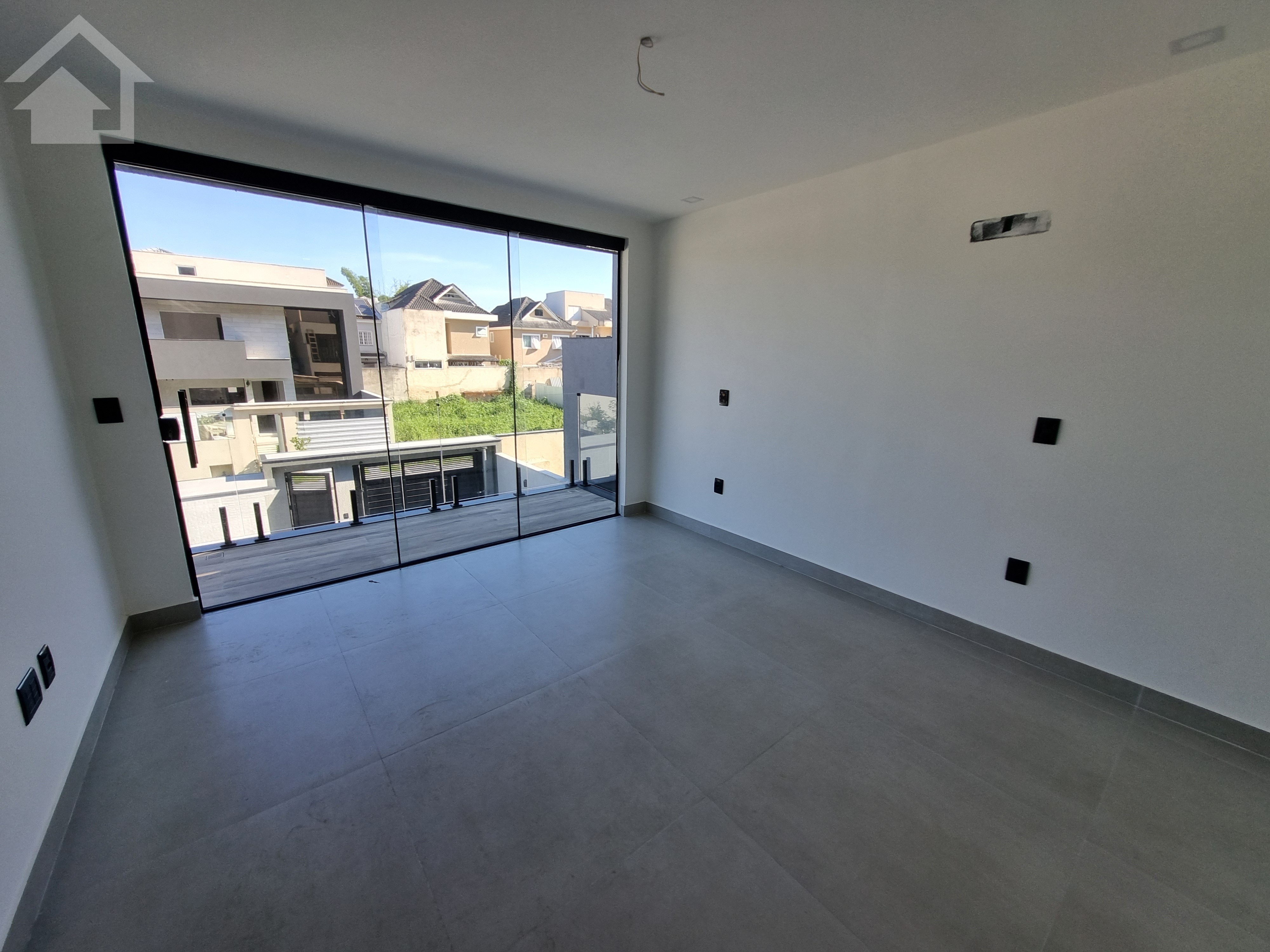 Casa à venda com 4 quartos, 180m² - Foto 28