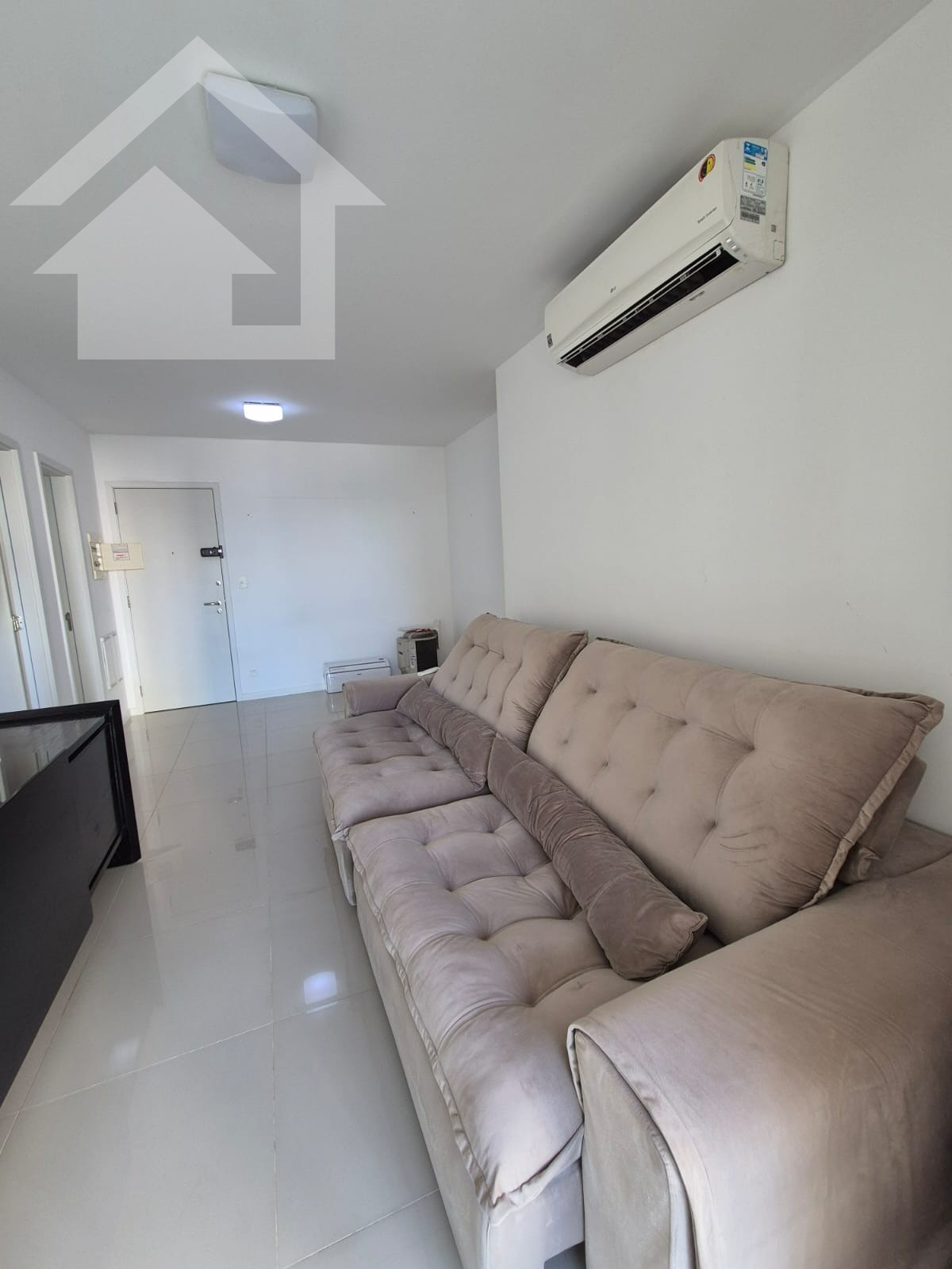 Apartamento para alugar com 3 quartos, 91m² - Foto 3