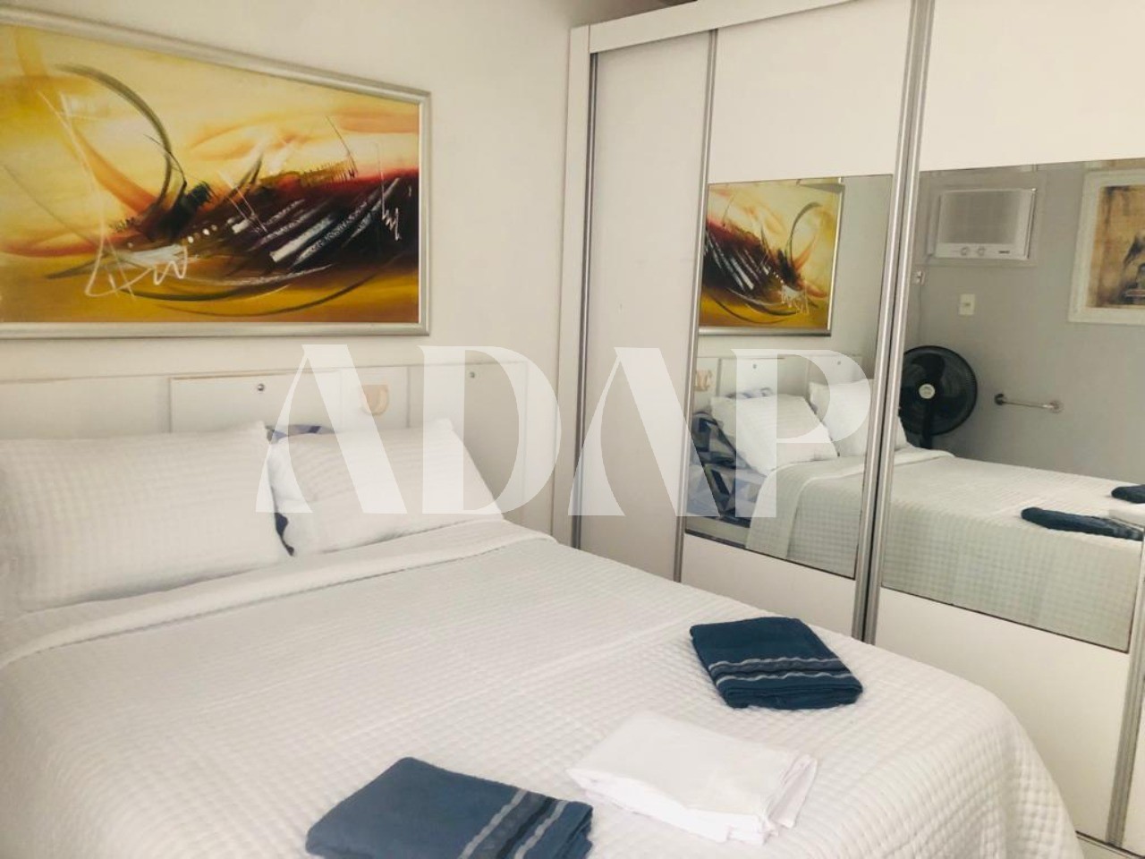 Apartamento à venda com 2 quartos, 74m² - Foto 11