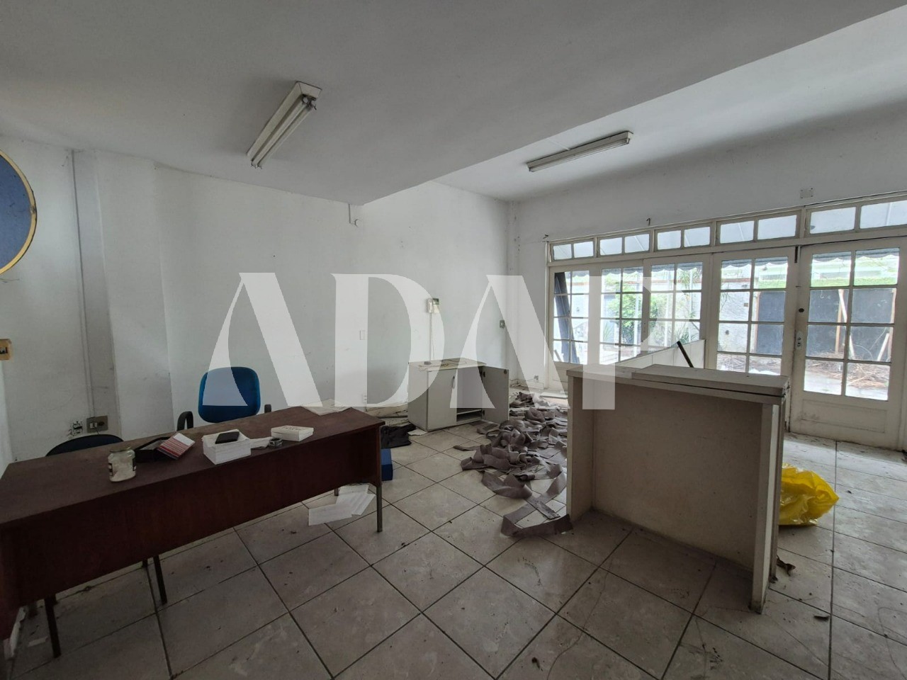 Casa à venda com 5 quartos, 990m² - Foto 27