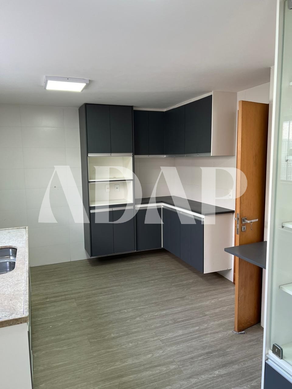 Casa à venda com 3 quartos, 192m² - Foto 7