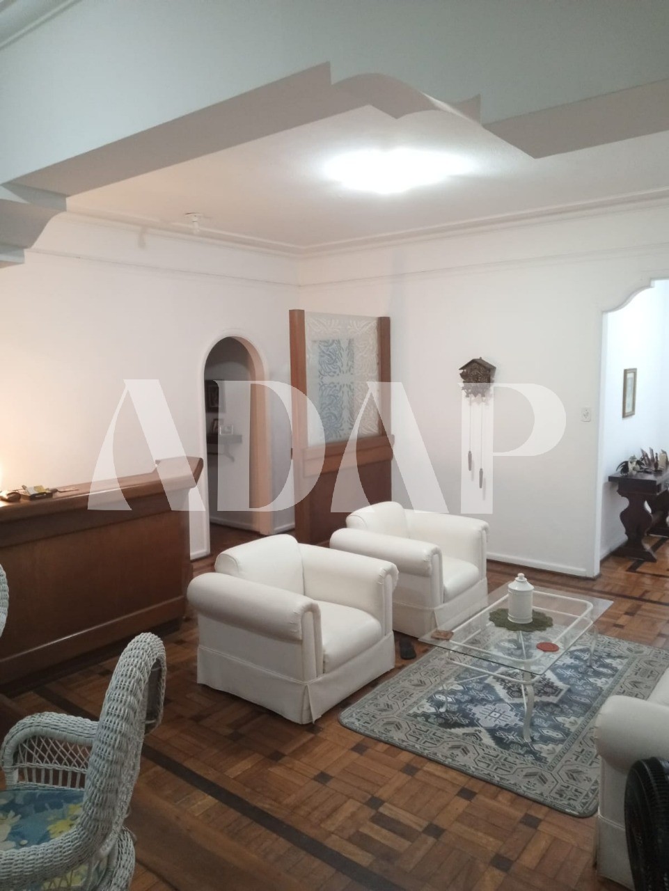 Apartamento à venda com 3 quartos, 150m² - Foto 2