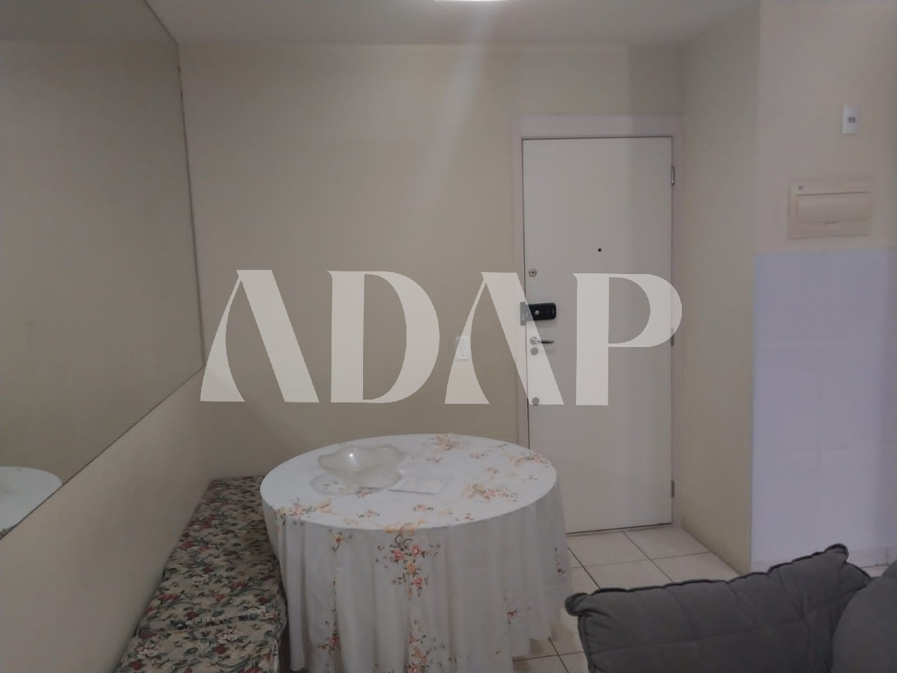 Apartamento para alugar com 2 quartos, 60m² - Foto 11