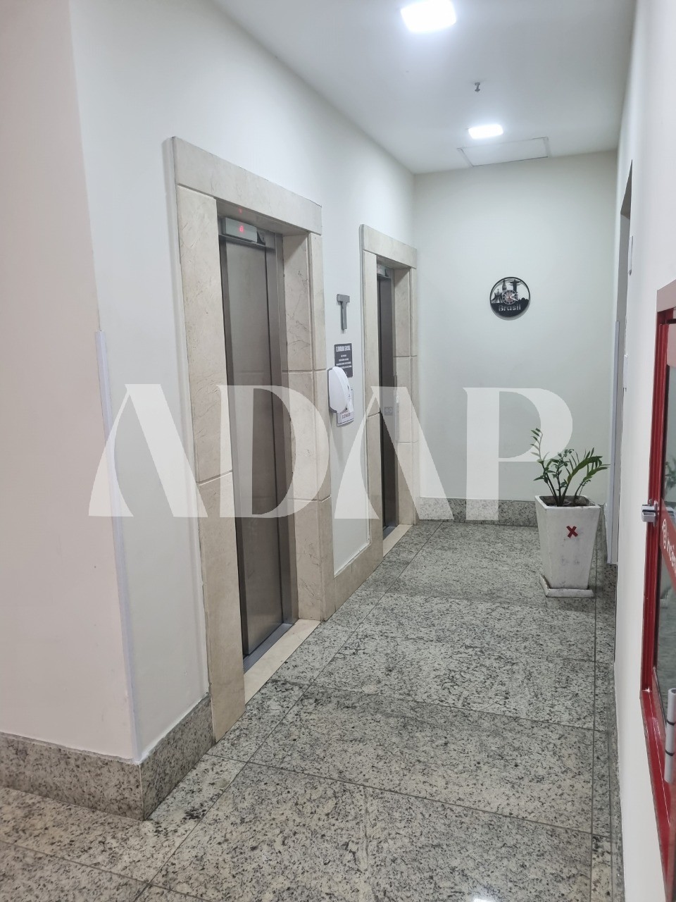 Apartamento à venda com 2 quartos, 46m² - Foto 30