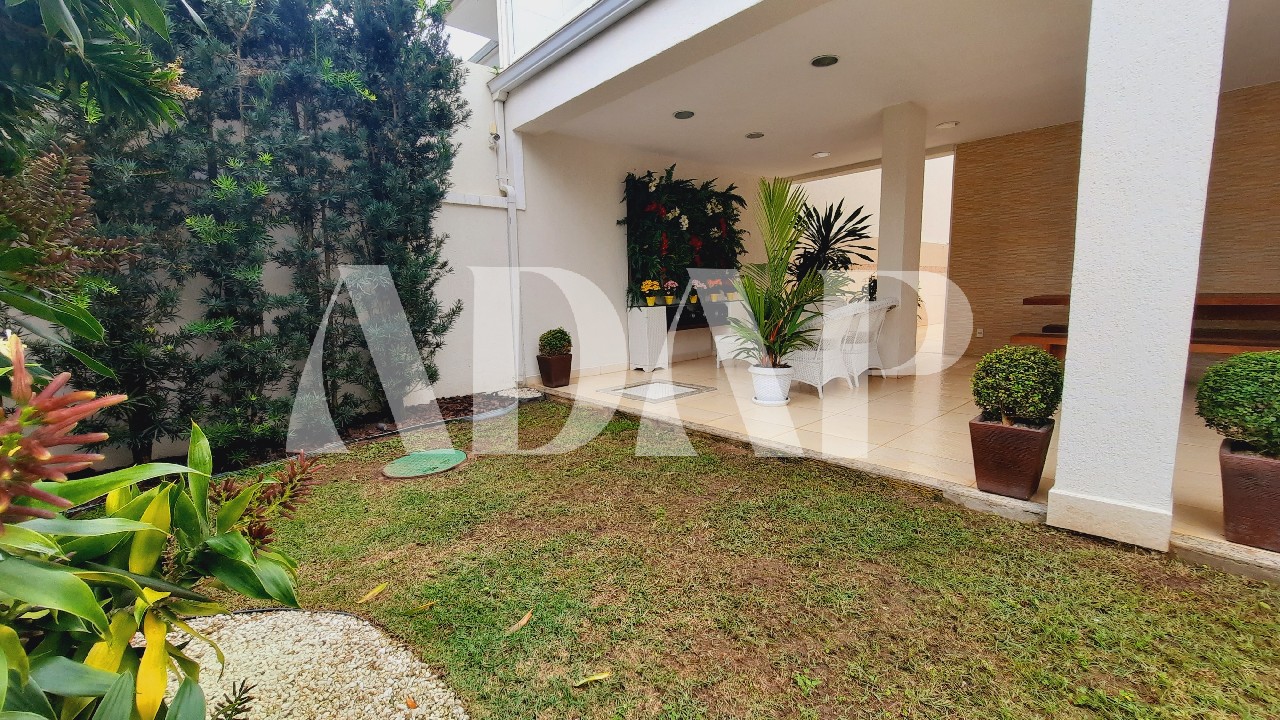 Casa à venda com 4 quartos, 360m² - Foto 5