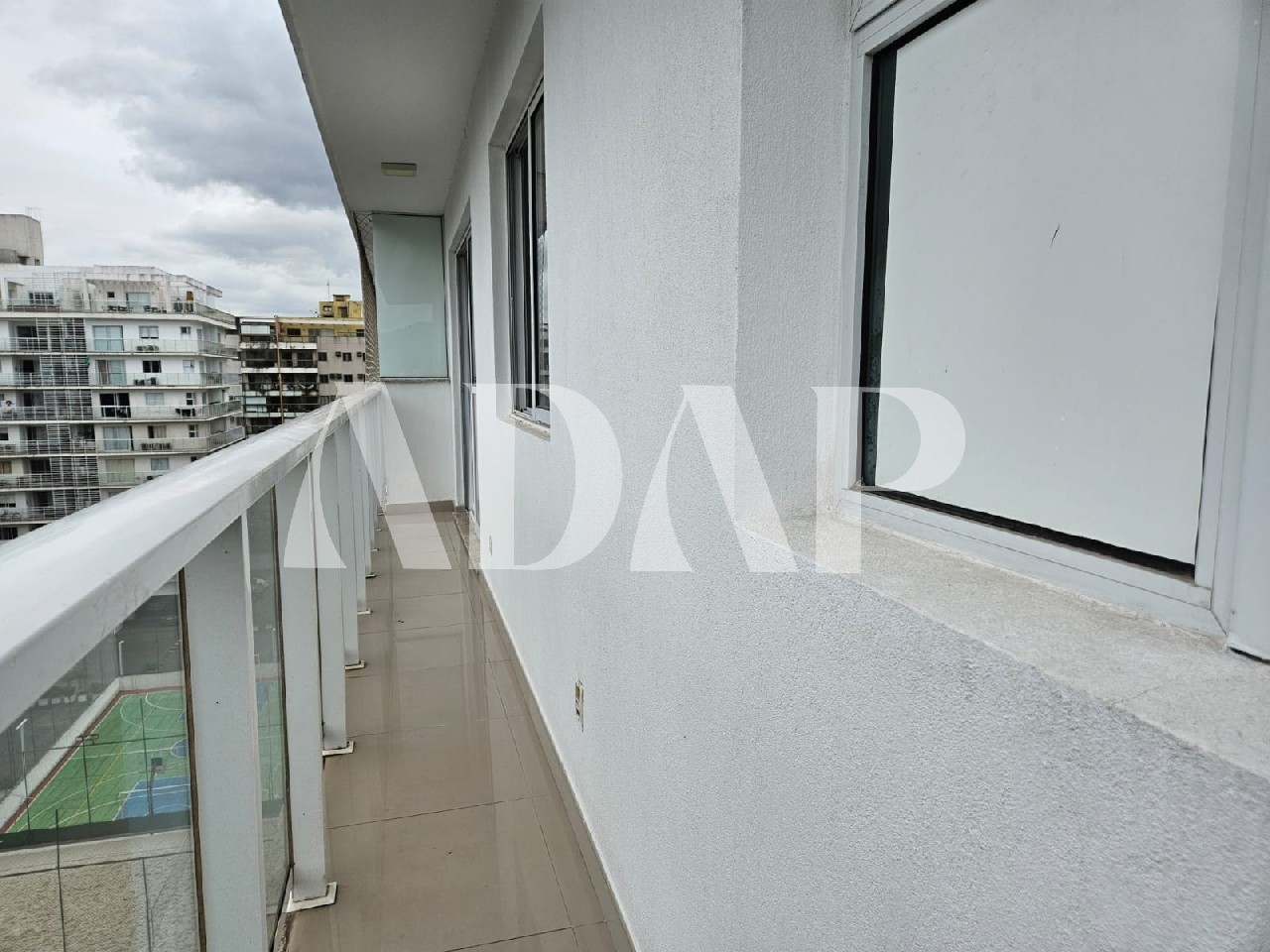 Apartamento à venda com 3 quartos, 98m² - Foto 4