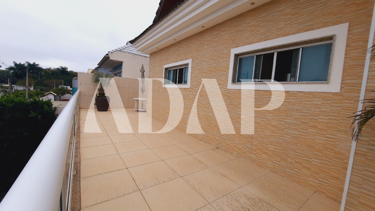 Casa à venda com 4 quartos, 360m² - Foto 44