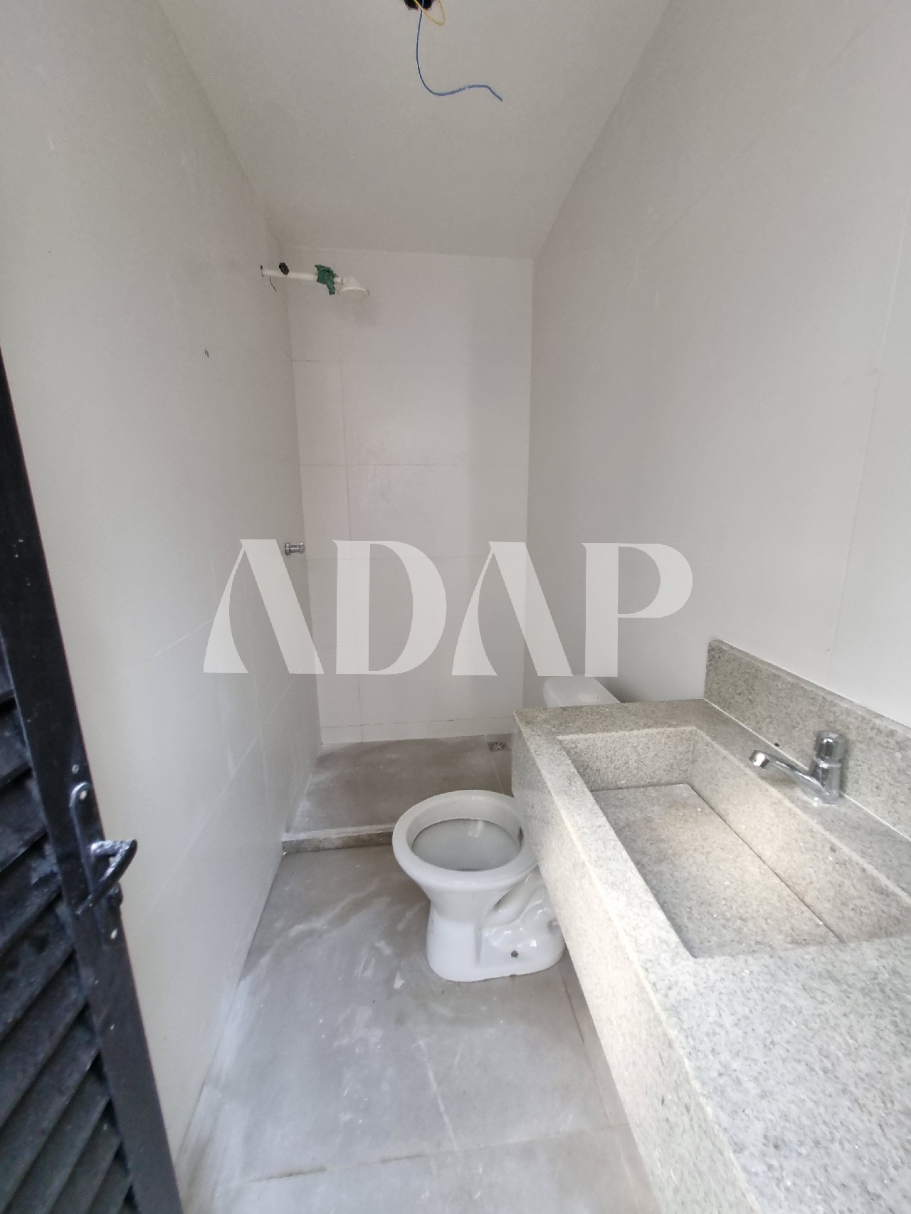 Casa à venda com 4 quartos, 190m² - Foto 49